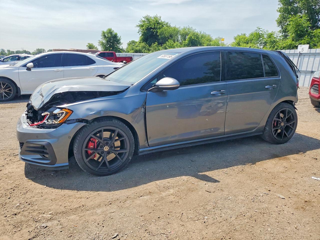 3VW447AU3JM271663 · 2018 VOLKSWAGEN GTI