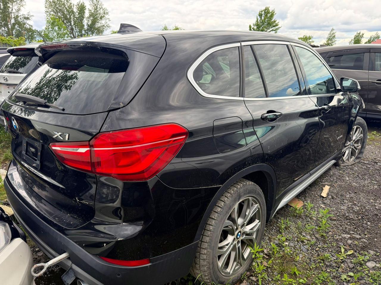 WBXHT3C34J5K22744 · 2018 BMW X1 · 4/10