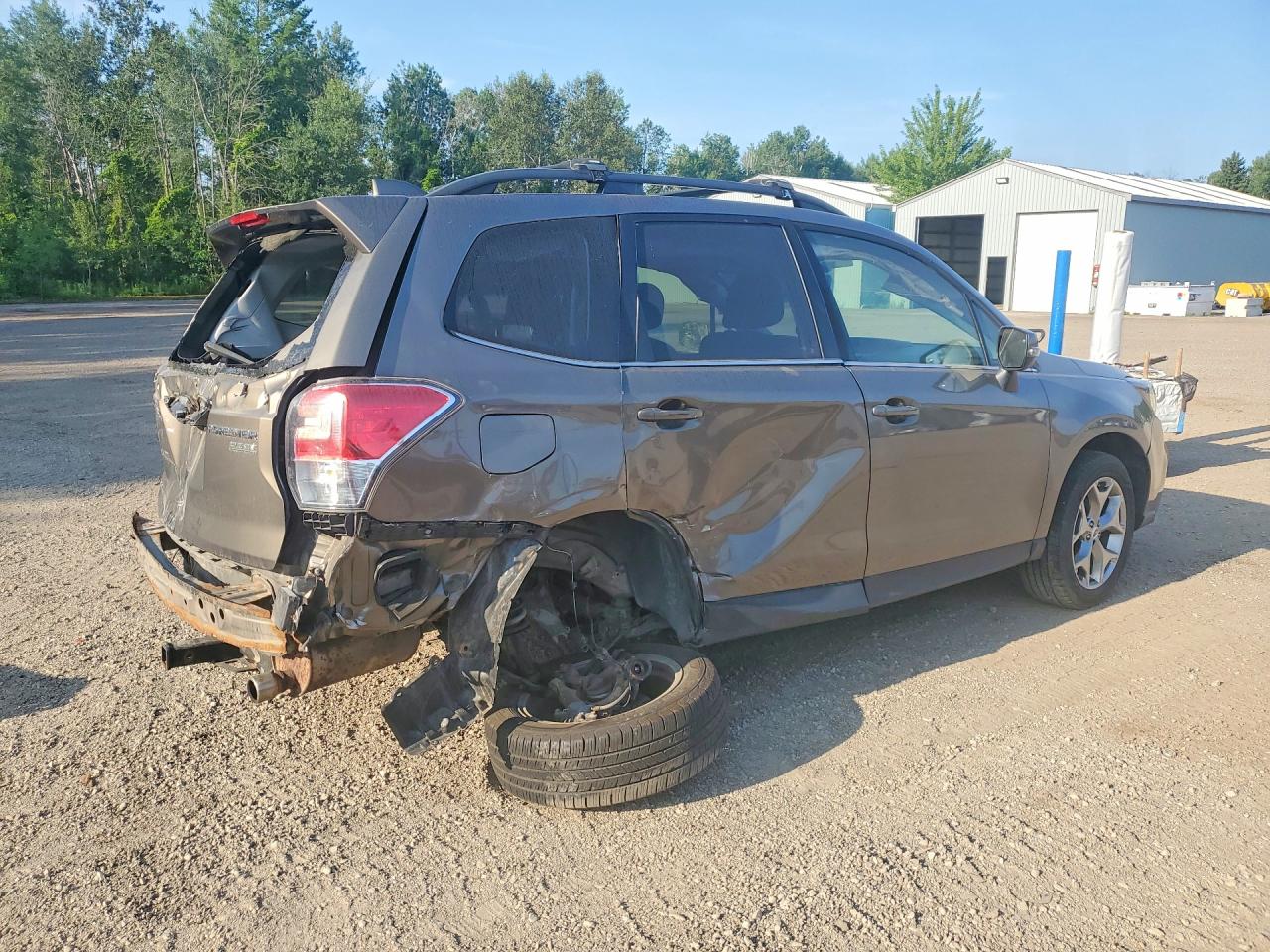JF2SJESC7HH506062 · 2017 SUBARU FORESTER · 3/13