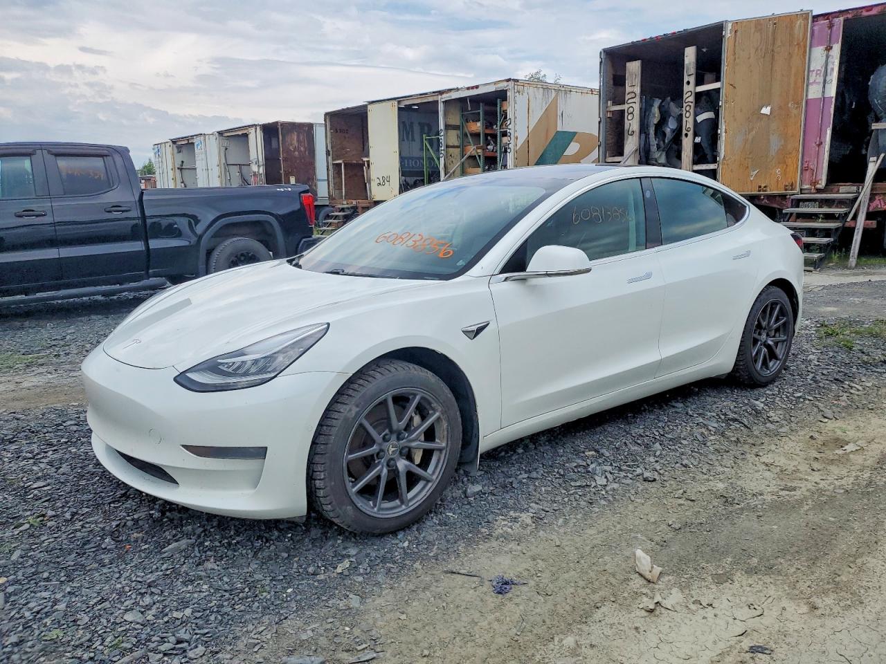 5YJ3E1EA0LF529332 · 2020 TESLA MODEL 3