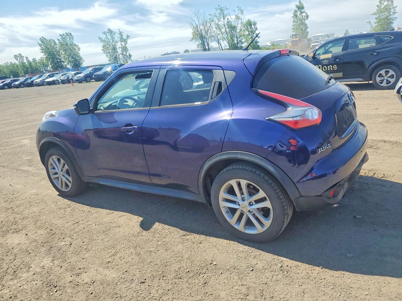 JN8AF5MV3FT562086 · 2015 NISSAN JUKE · 2/12