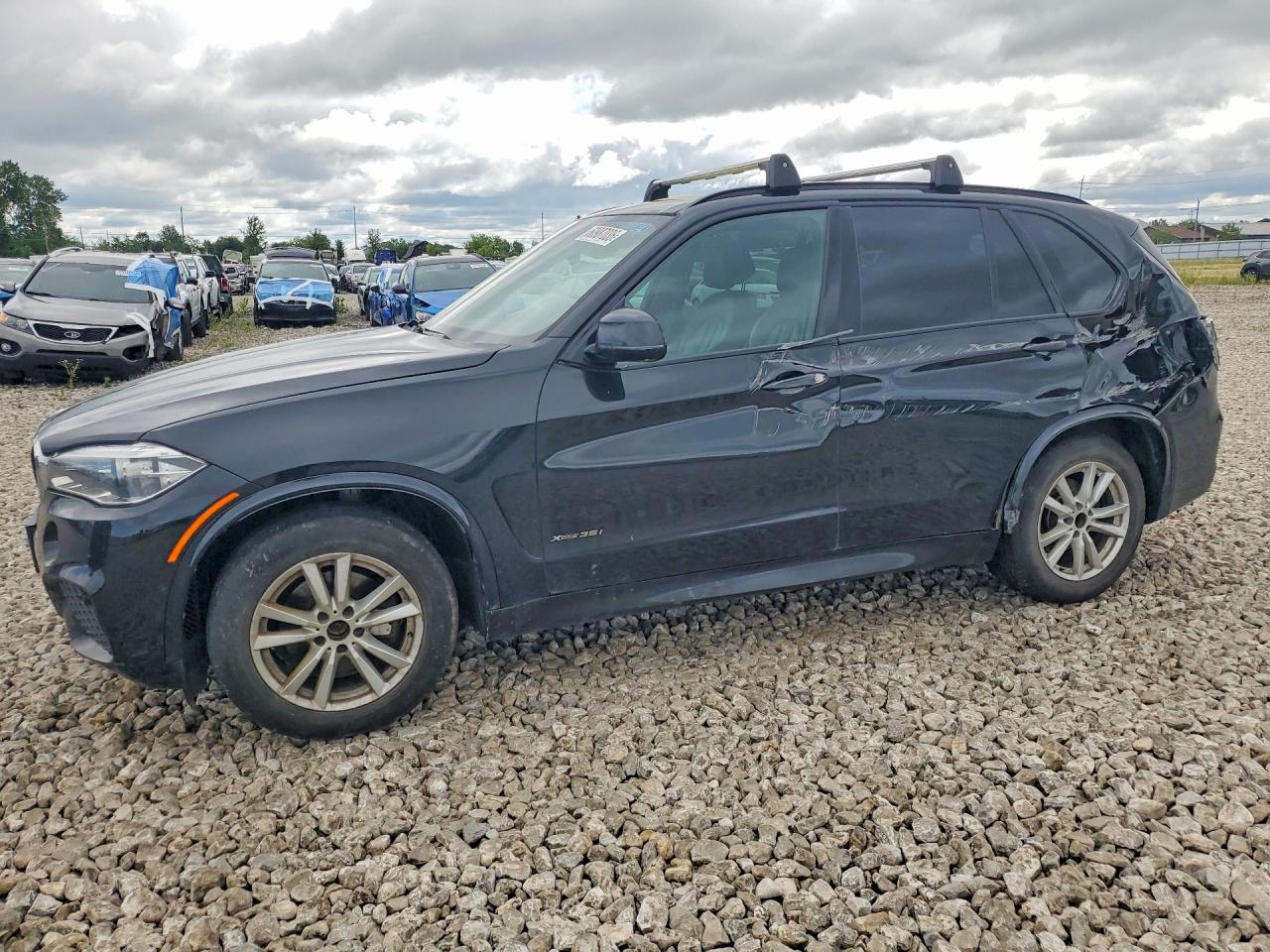 5UXKR0C57JL070390 · 2018 BMW X5