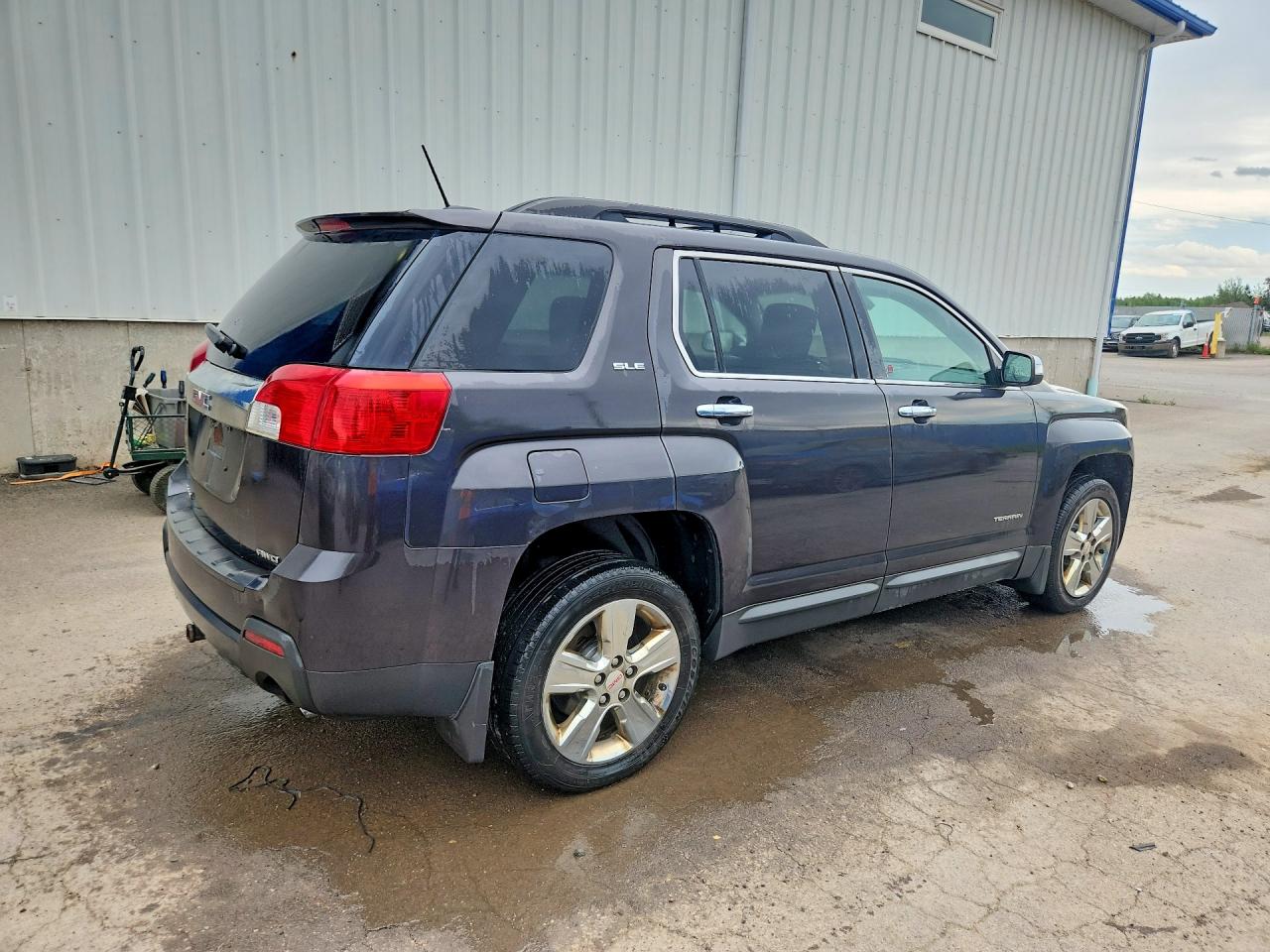 2GKFLWE30F6405691 · 2015 GMC TERRAIN · 3/13