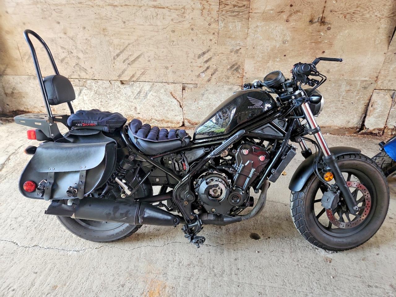 MLHPC5669J5100730 · 2018 HONDA CMX500