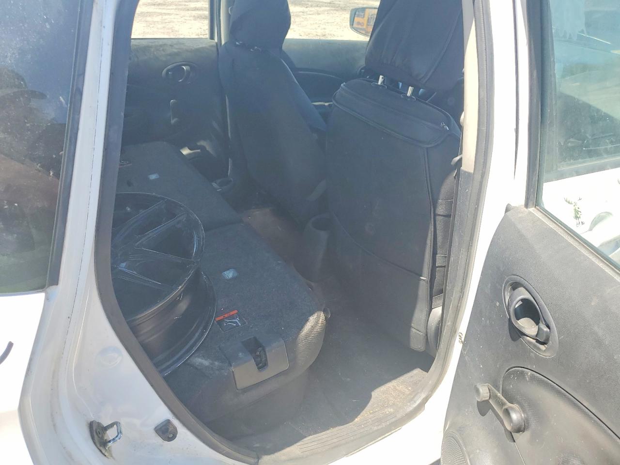 3N1CE2CP6KL364256 · 2019 NISSAN VERSA NOTE · 10/12