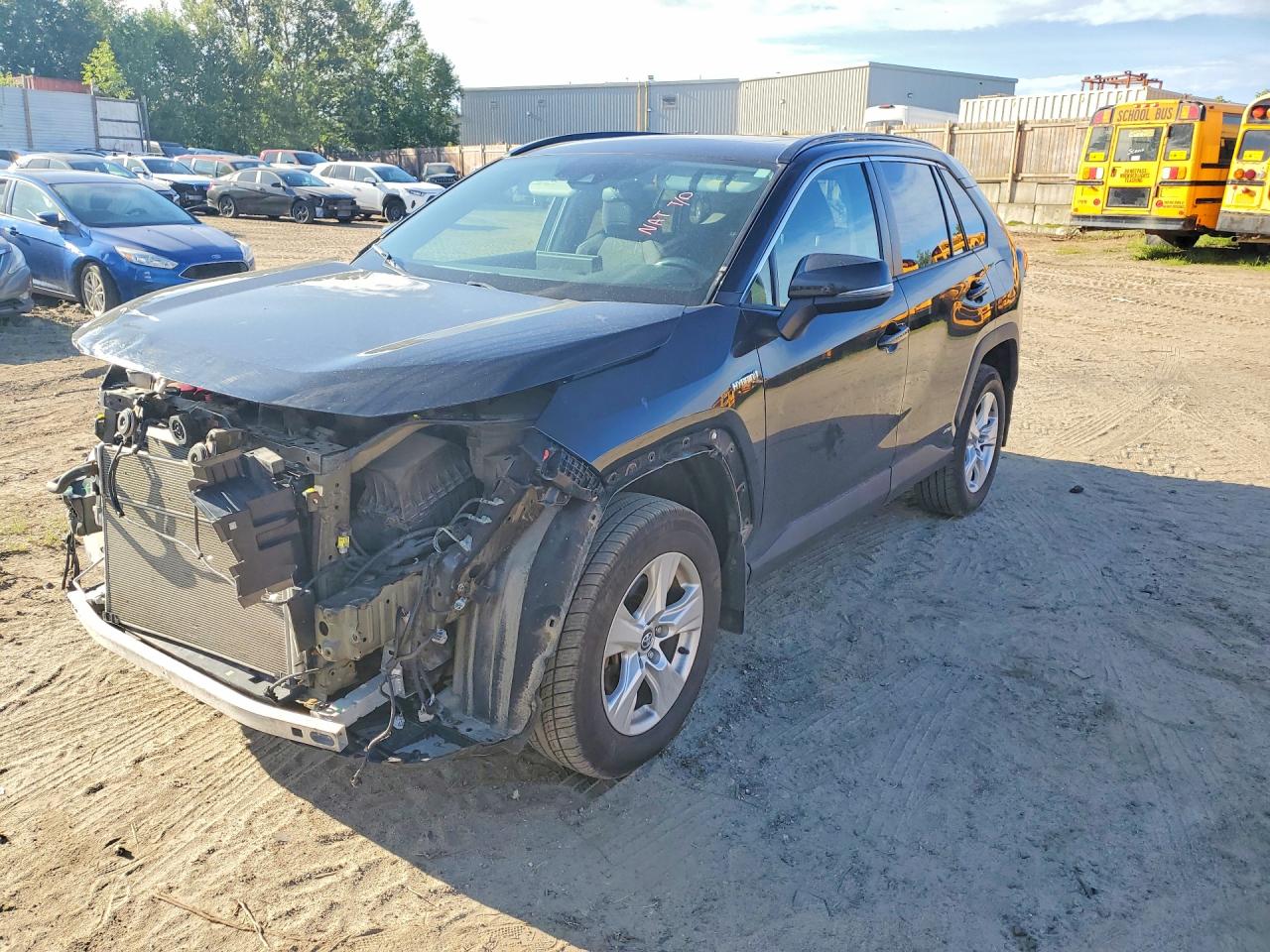 2T3RWRFV8KW041343 · 2019 TOYOTA RAV4 HYBRID