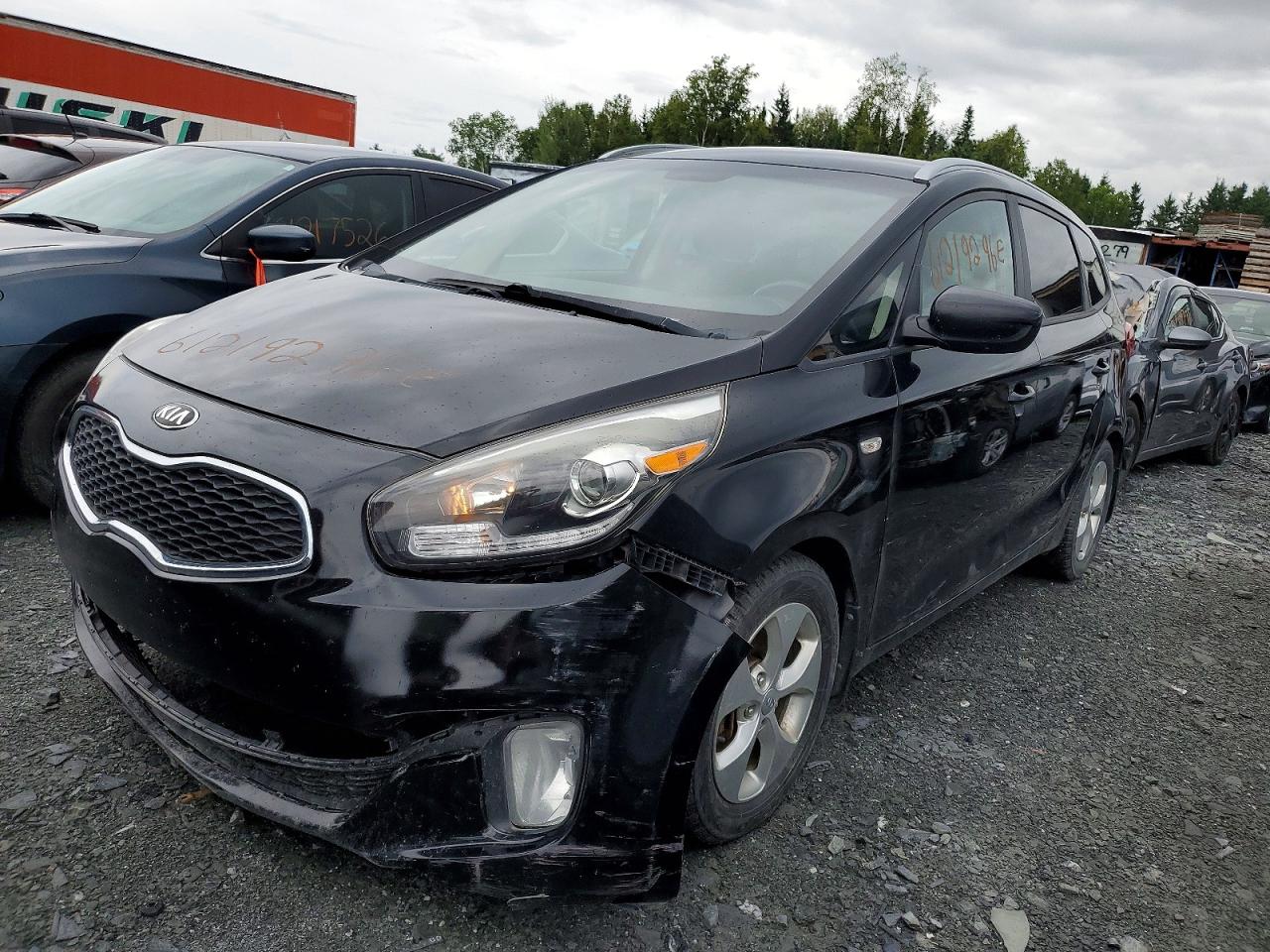 KNAHT8A37F7079939 · 2015 KIA RONDO