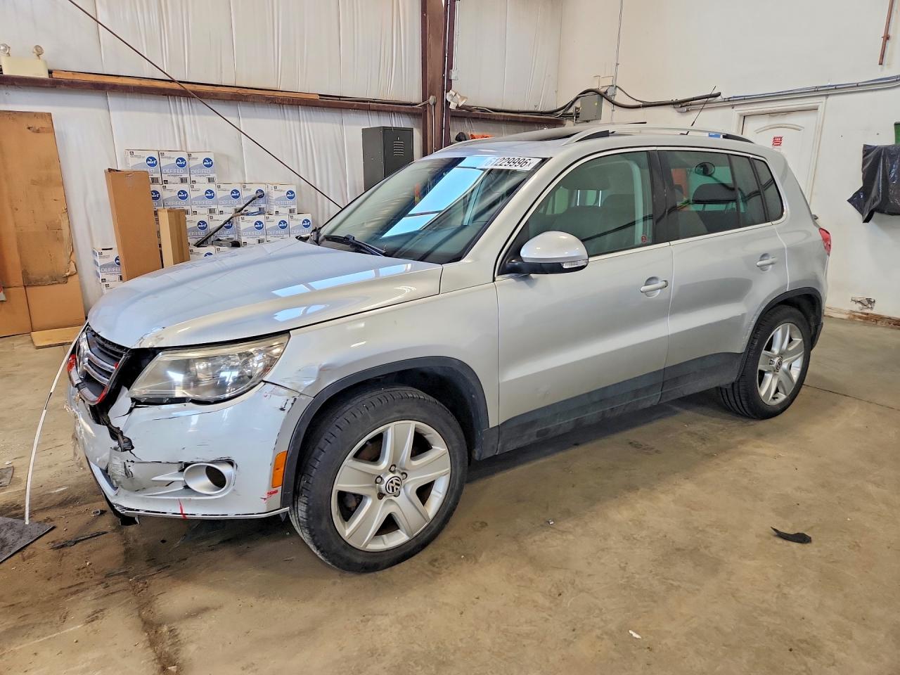 WVGBV7AX4BW538730 · 2011 VOLKSWAGEN TIGUAN