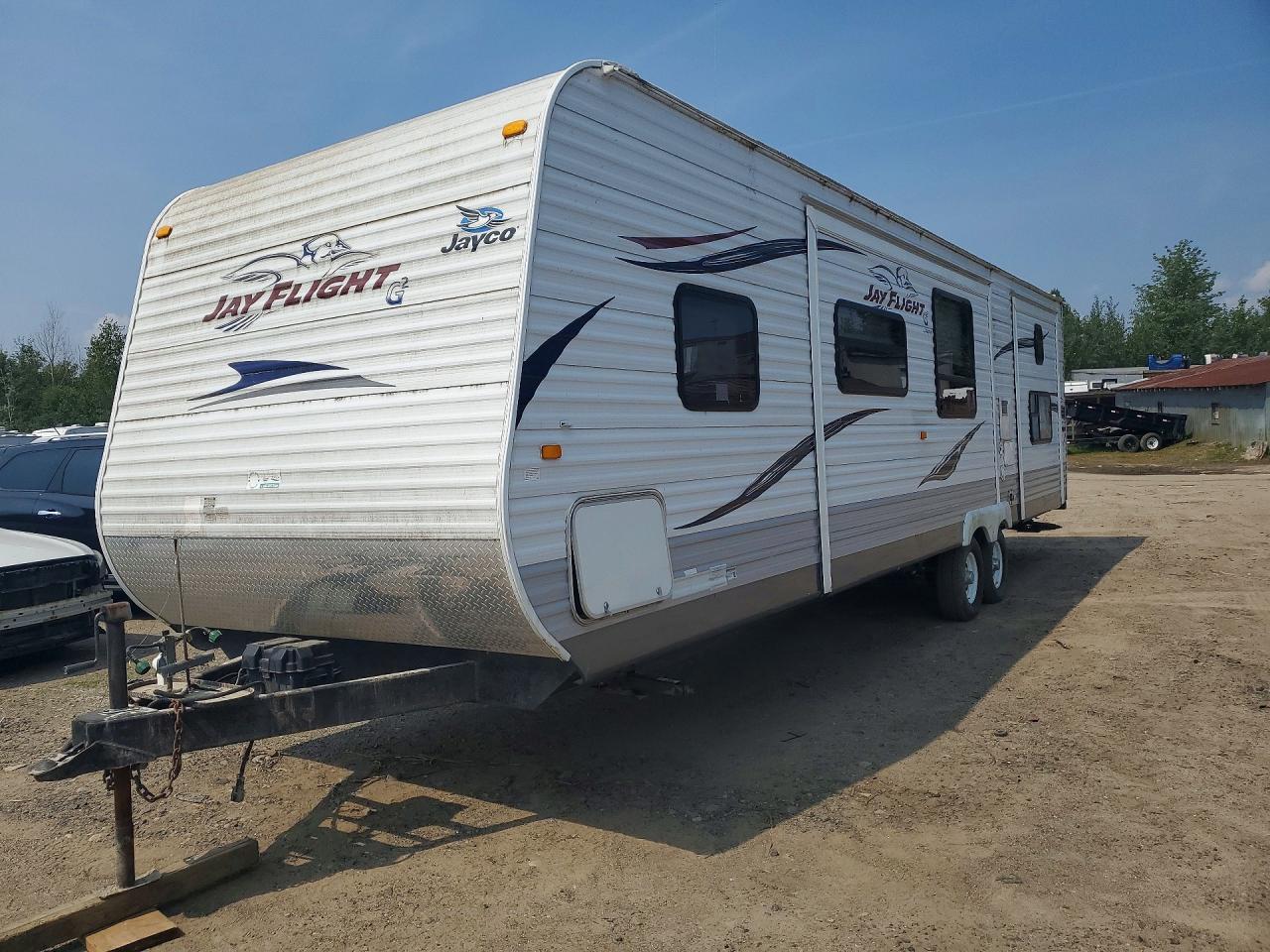 1UJBJ0BS7B1EG0174 · 2011 JAYCO M-32 BHDS