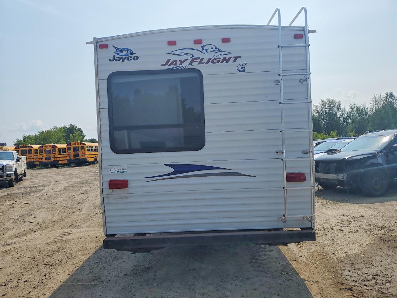 1UJBJ0BS7B1EG0174 · 2011 JAYCO M-32 BHDS · 6/9