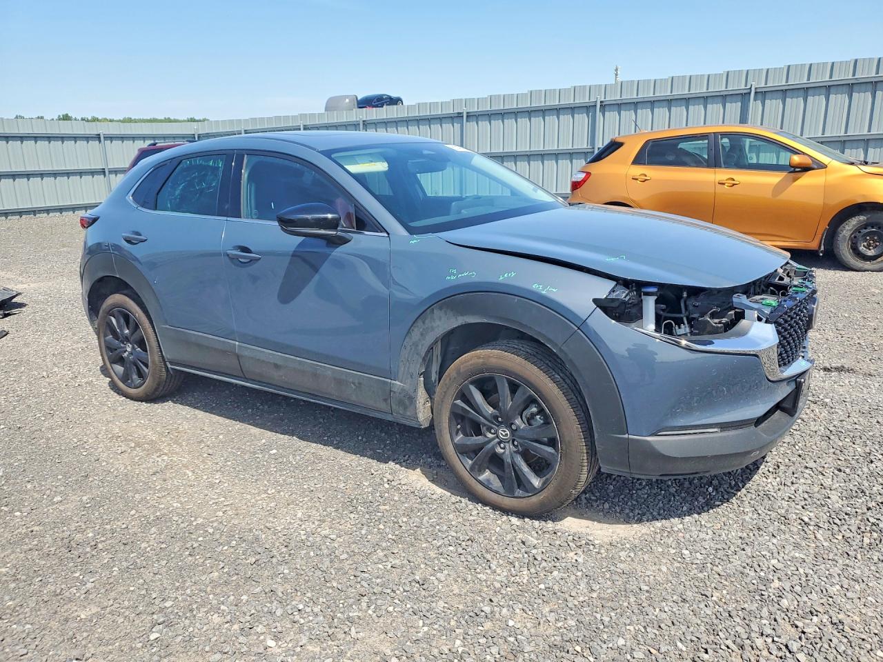 3MVDMBDM8SM833431 · 2025 MAZDA CX-30 · 4/14