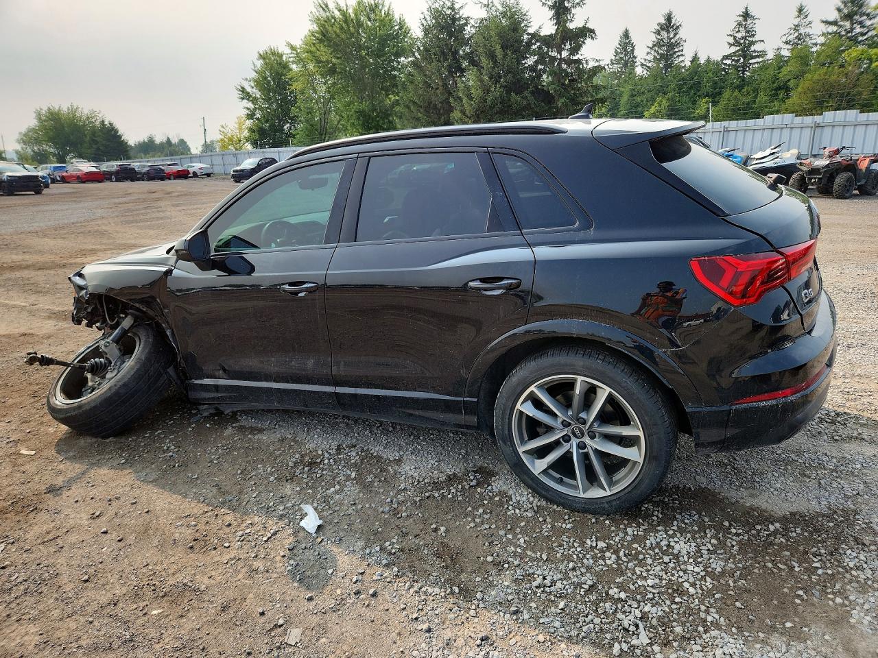 WA1AECF31P1117500 · 2023 AUDI Q3 · 2/14