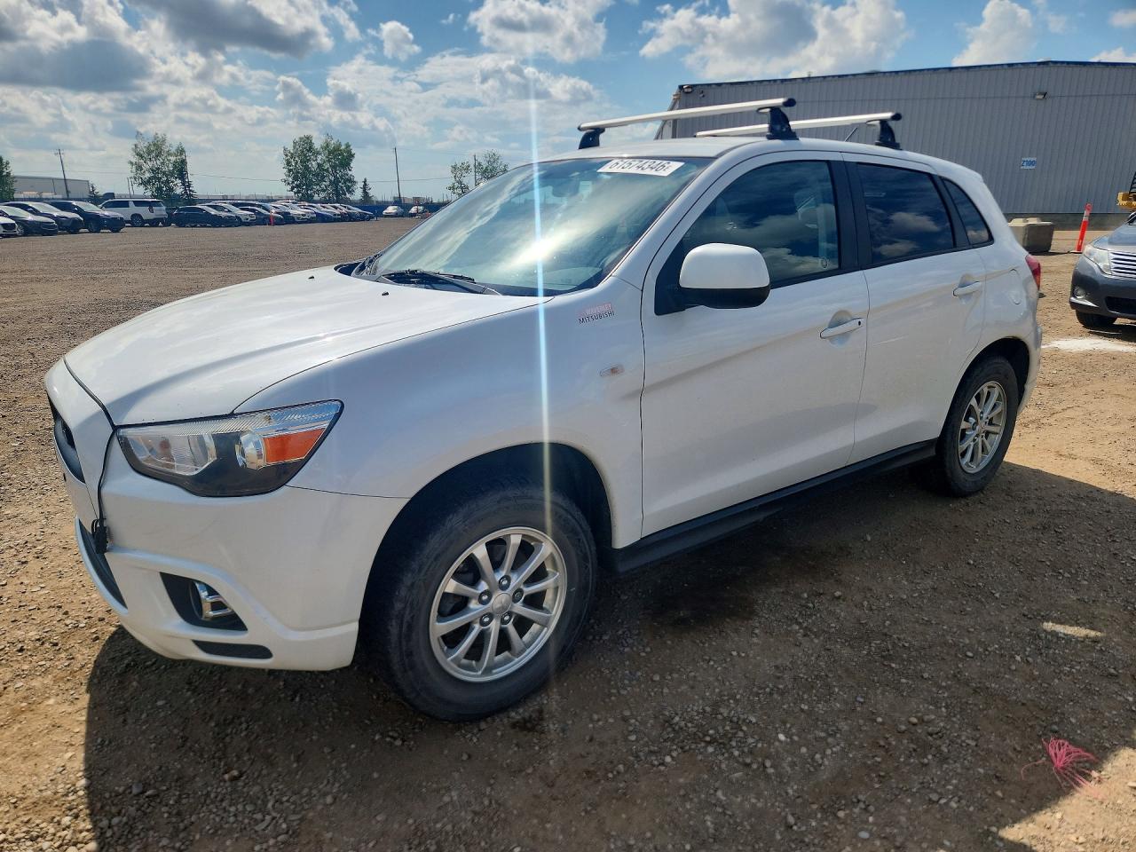 JA4AH3AU2BZ603525 · 2011 MITSUBISHI RVR