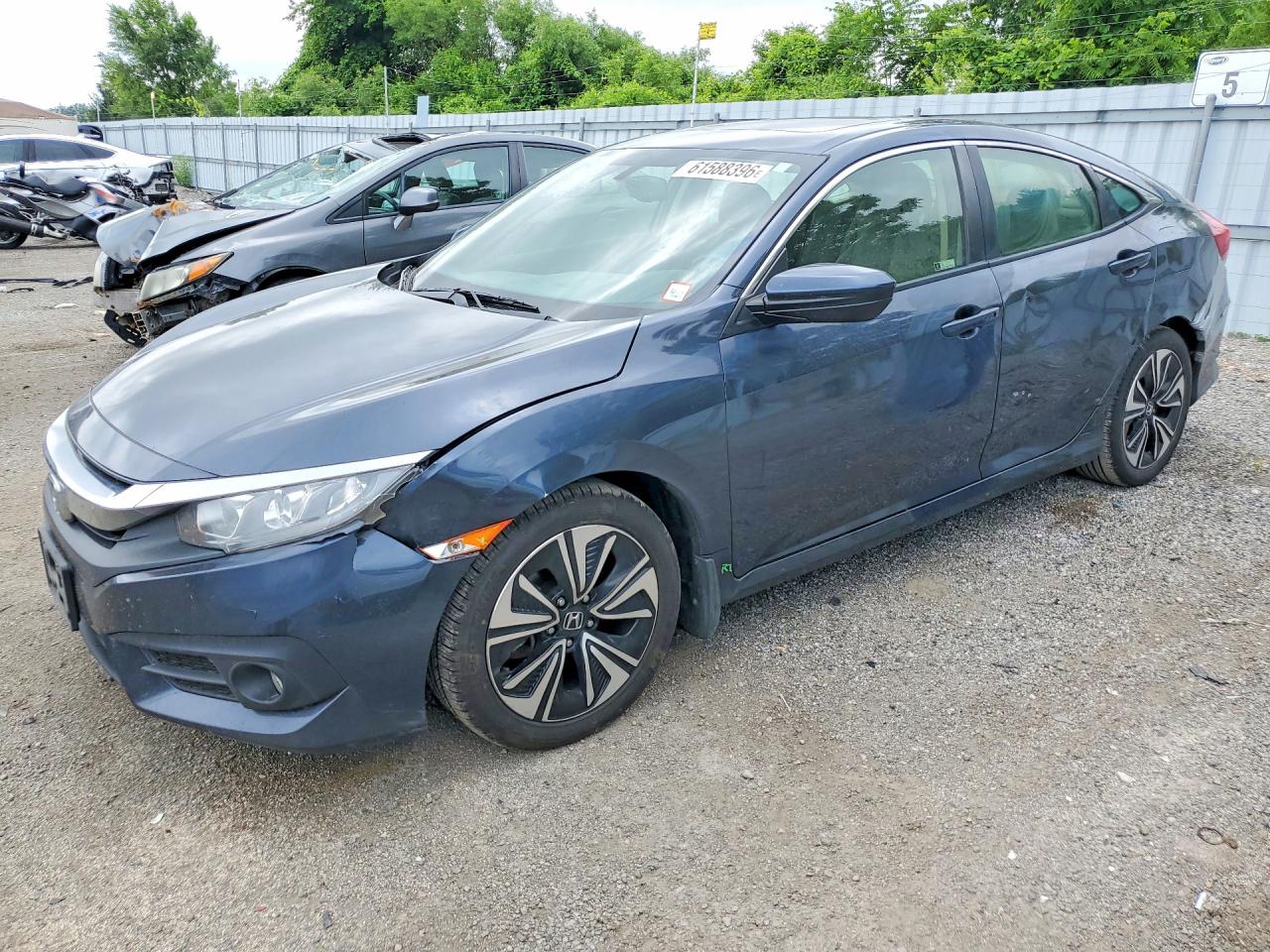 JHMFC1F72JX031253 · 2018 HONDA CIVIC