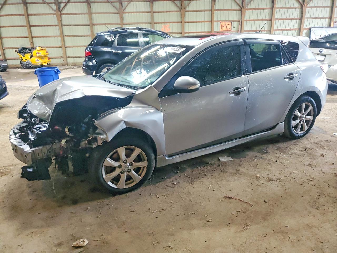 JM1BL1H56A1109127 · 2010 MAZDA 3