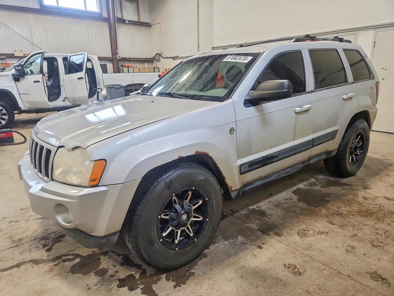 1J4HR48NX6C160968 · 2006 JEEP GRAND CHEROKEE