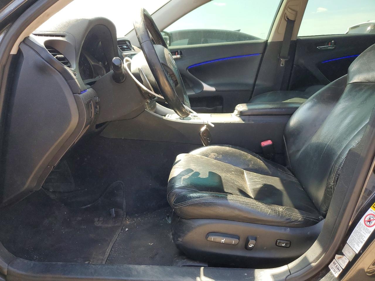 JTHCF5C25A5036887 · 2010 LEXUS IS · 7/13
