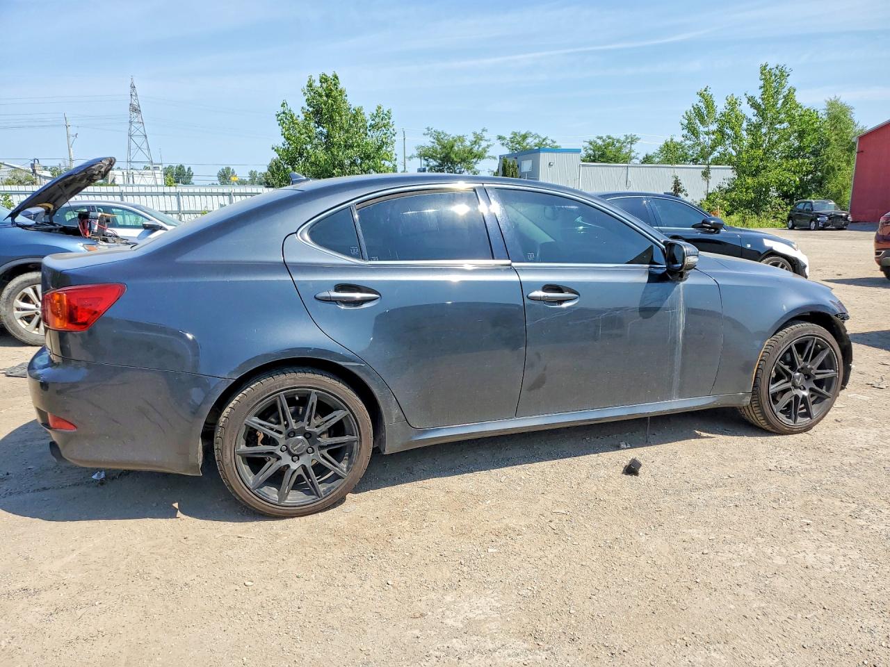 JTHCF5C25A5036887 · 2010 LEXUS IS · 3/13
