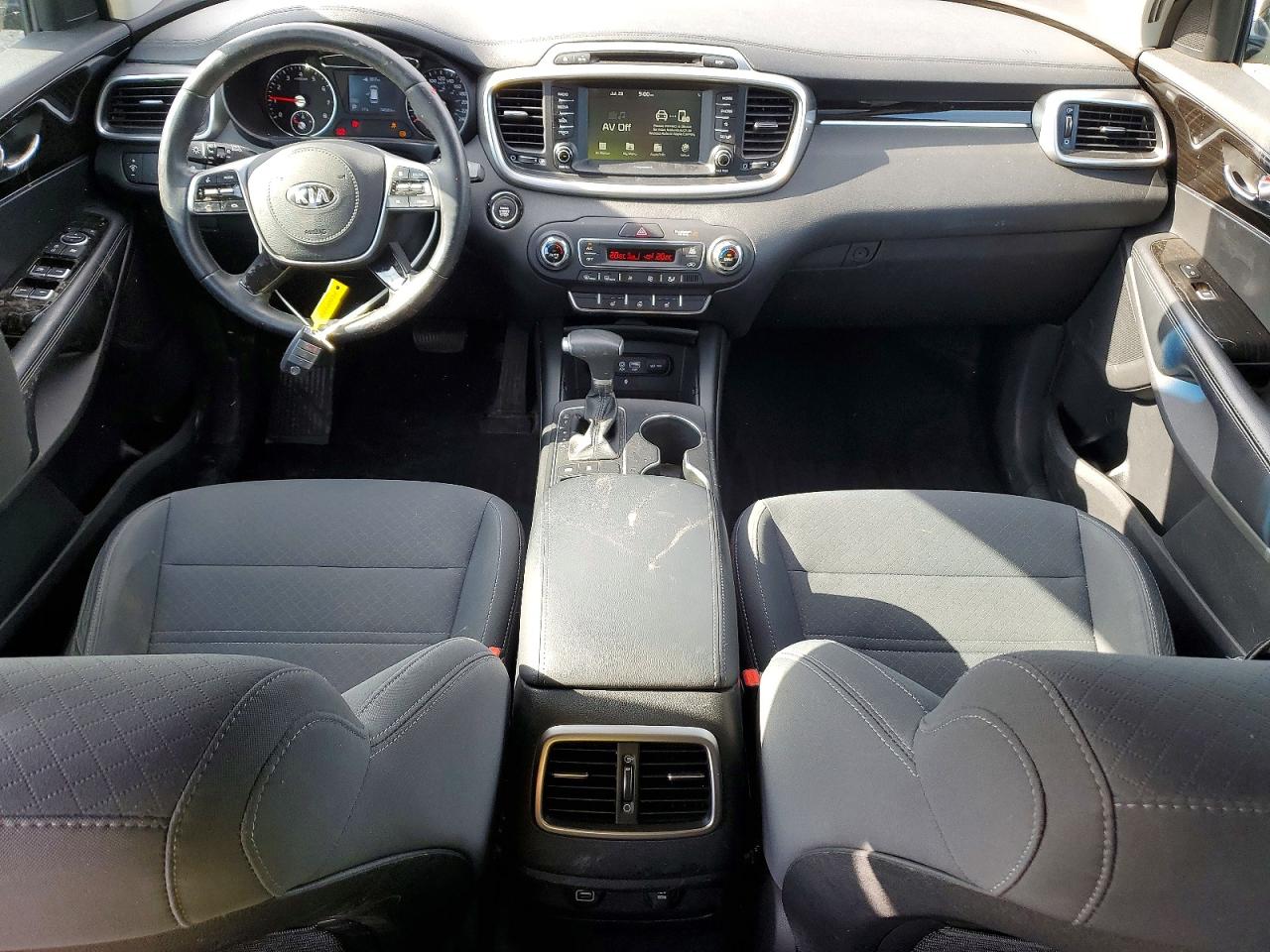 5XYPGDA50KG588281 · 2019 KIA SORENTO · 8/14