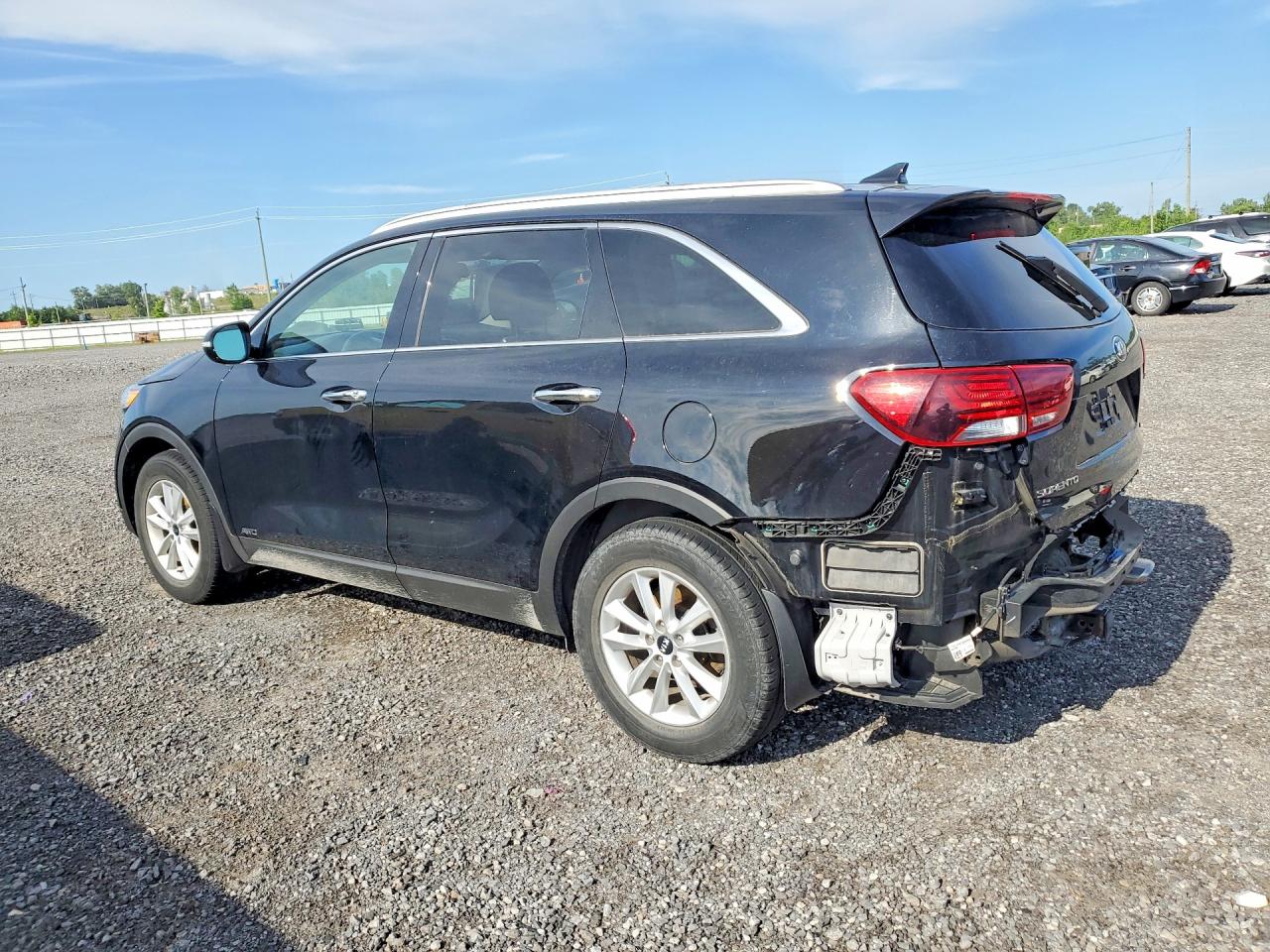 5XYPGDA50KG588281 · 2019 KIA SORENTO · 2/14