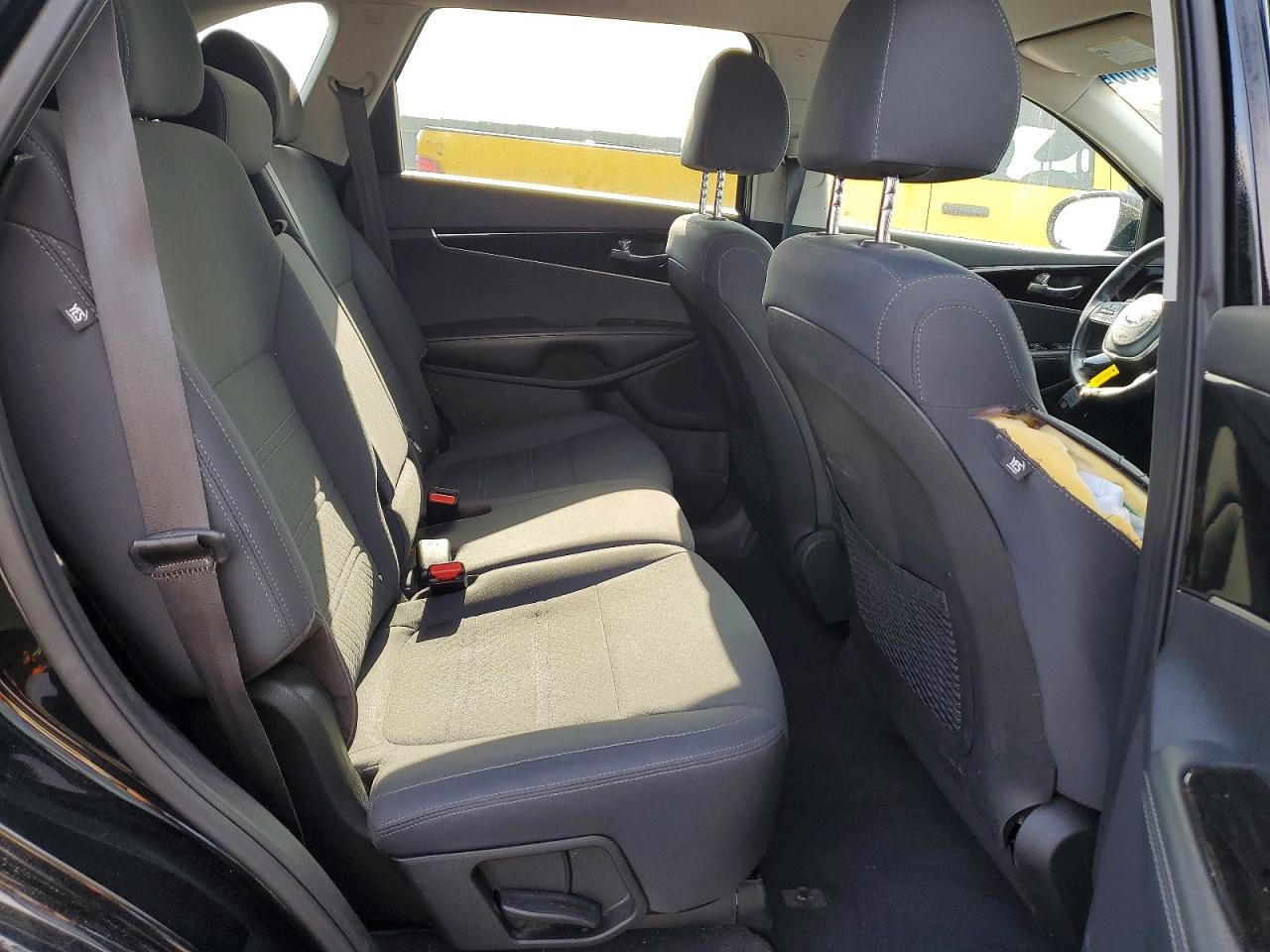 5XYPGDA50KG588281 · 2019 KIA SORENTO · 11/14