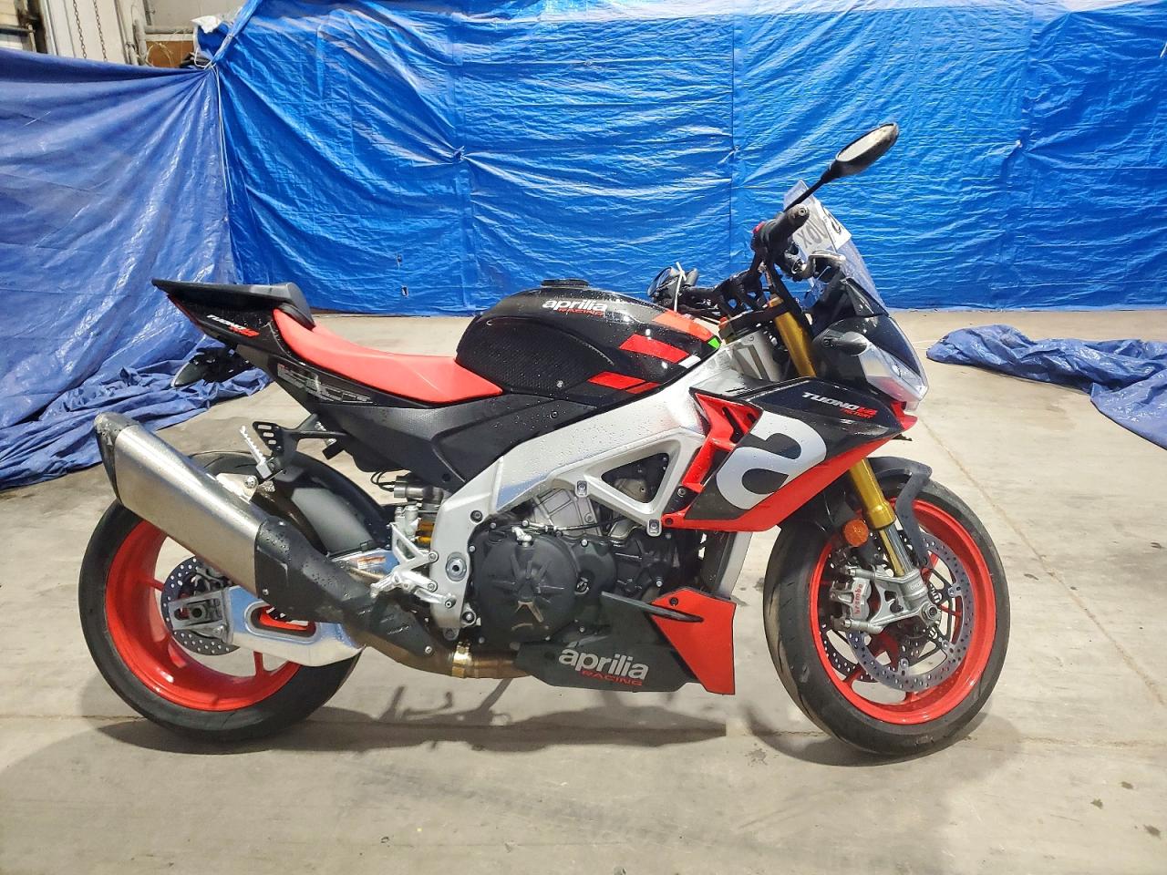 ZD4KZUB0XNS000350 · 2022 APRILIA TUONO V4