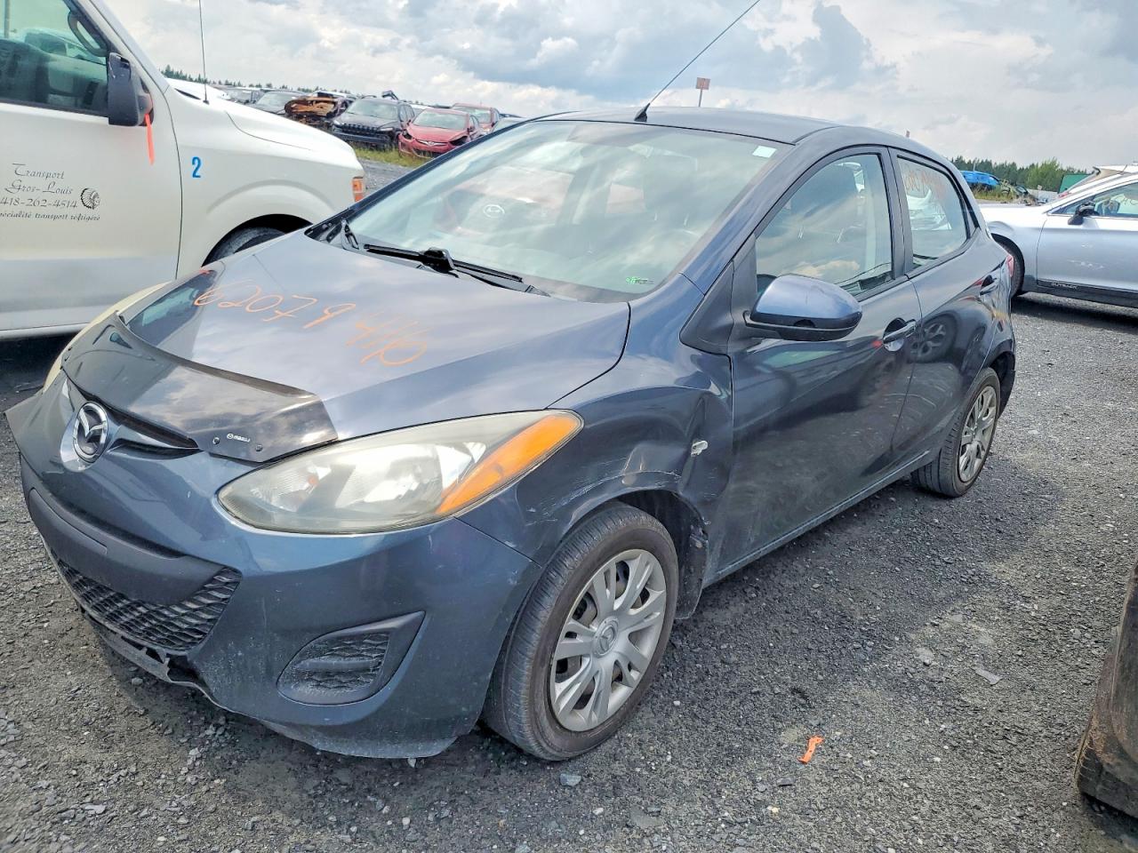 JM1DE1HY9B0102743 · 2011 MAZDA MAZDA2