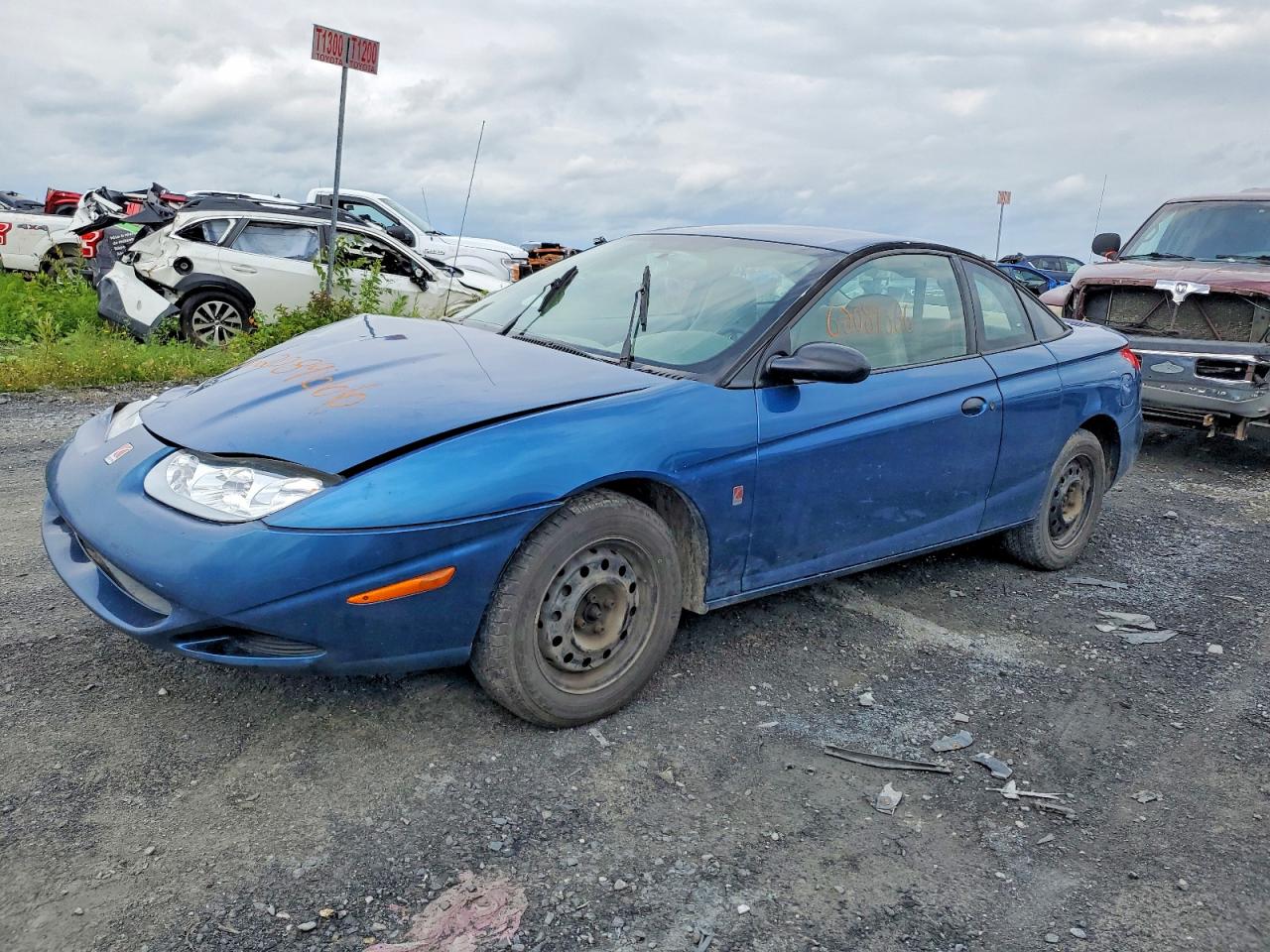 2002 SATURN SC1