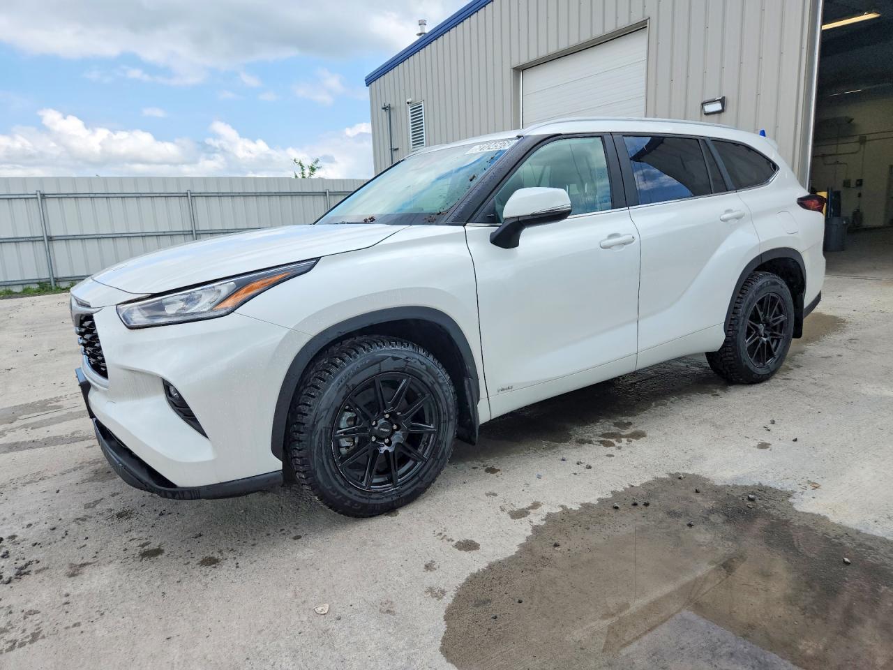 5TDKBRCH1SS646740 · 2025 TOYOTA HIGHLANDER HYBRID