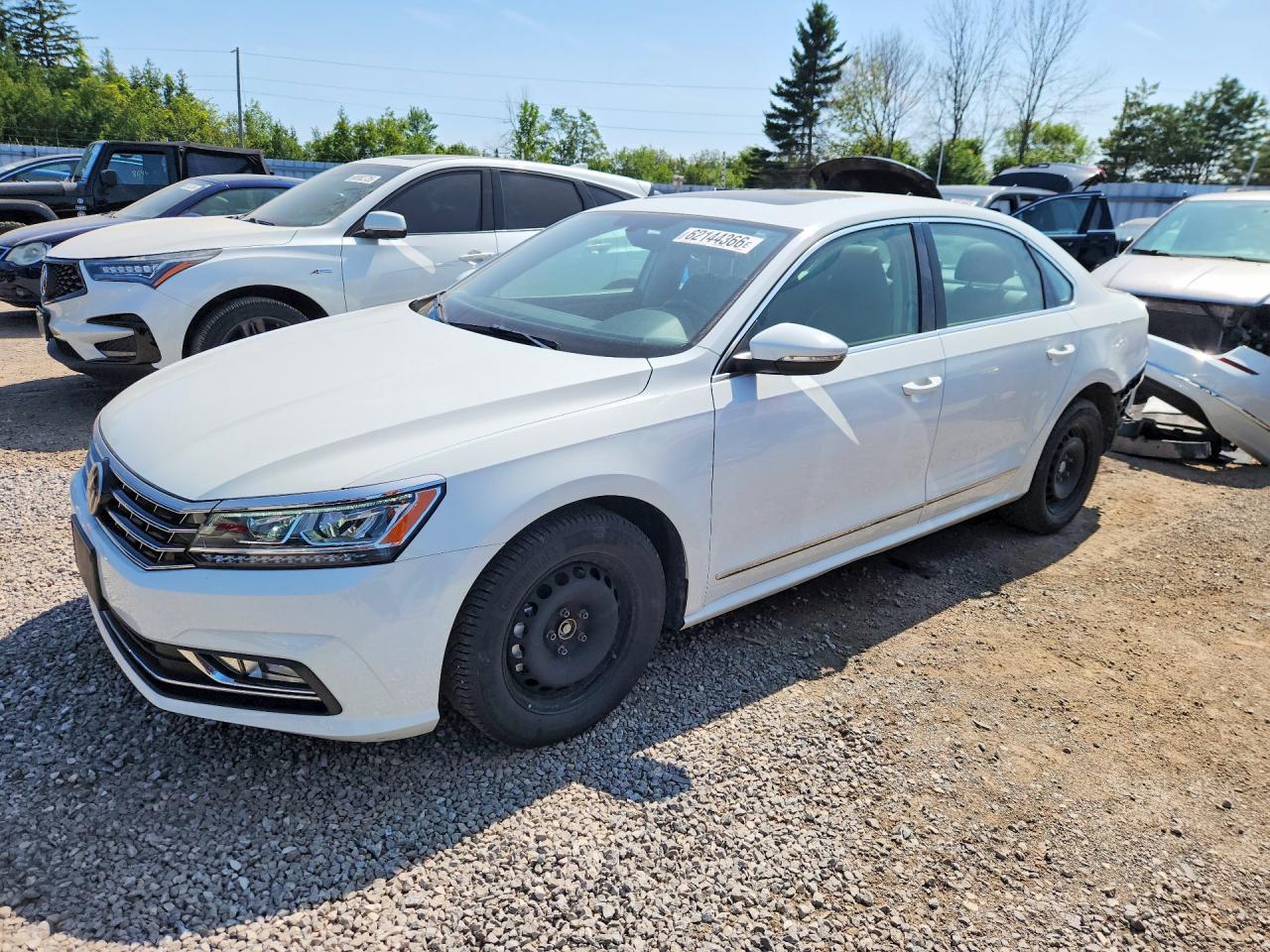 1VWBA7A38JC042839 · 2018 VOLKSWAGEN PASSAT