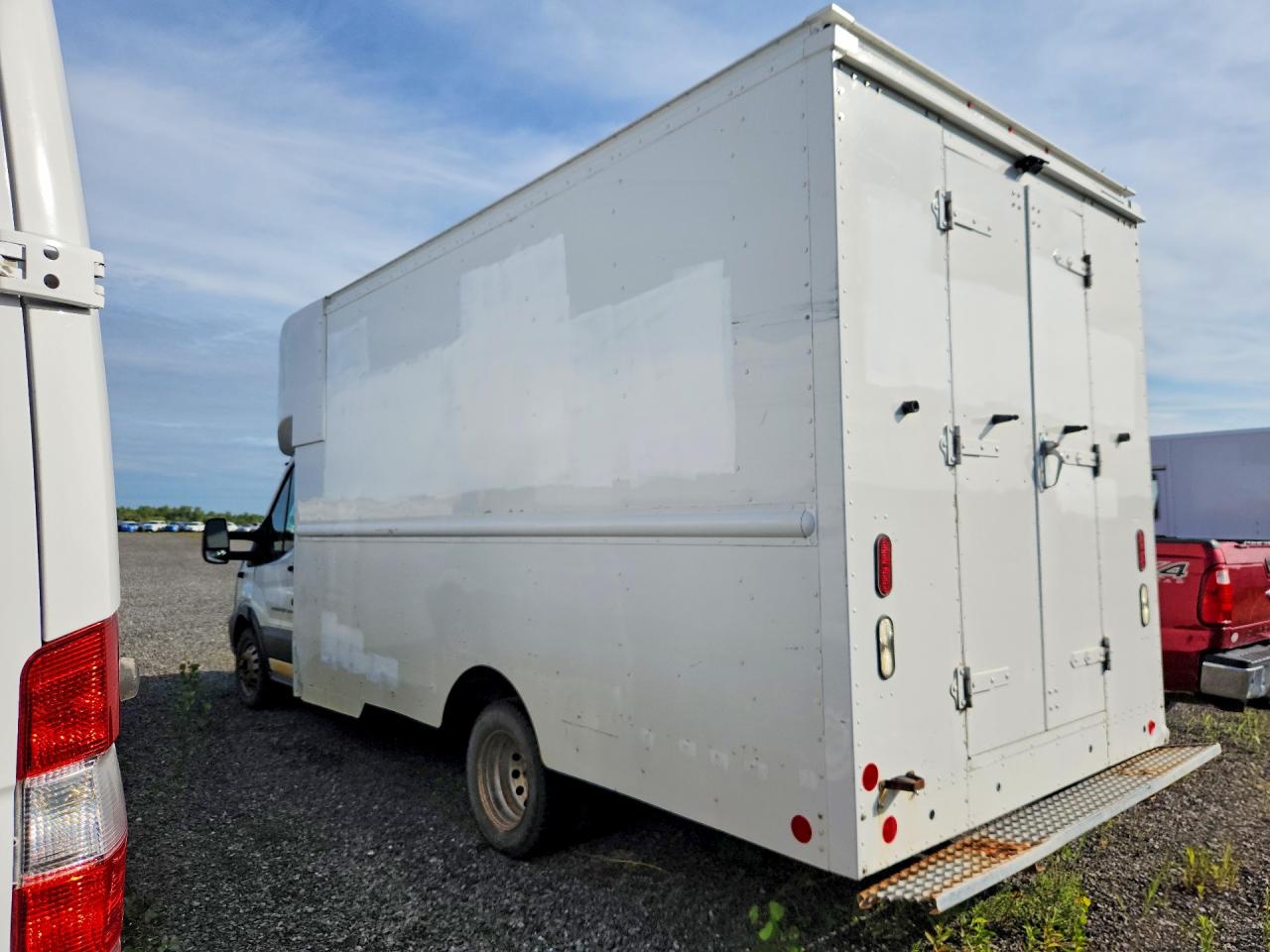 1FDES8PM9GKB21238 · 2016 FORD TRANSIT · 2/14