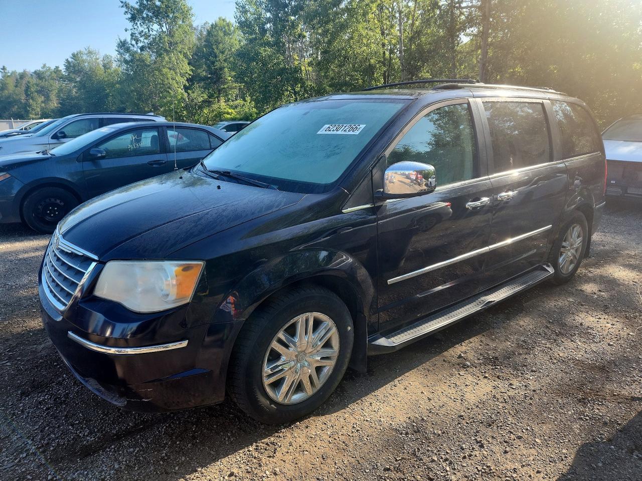 2A4RR6DX7AR366885 · 2010 CHRYSLER TOWN & COUNTRY