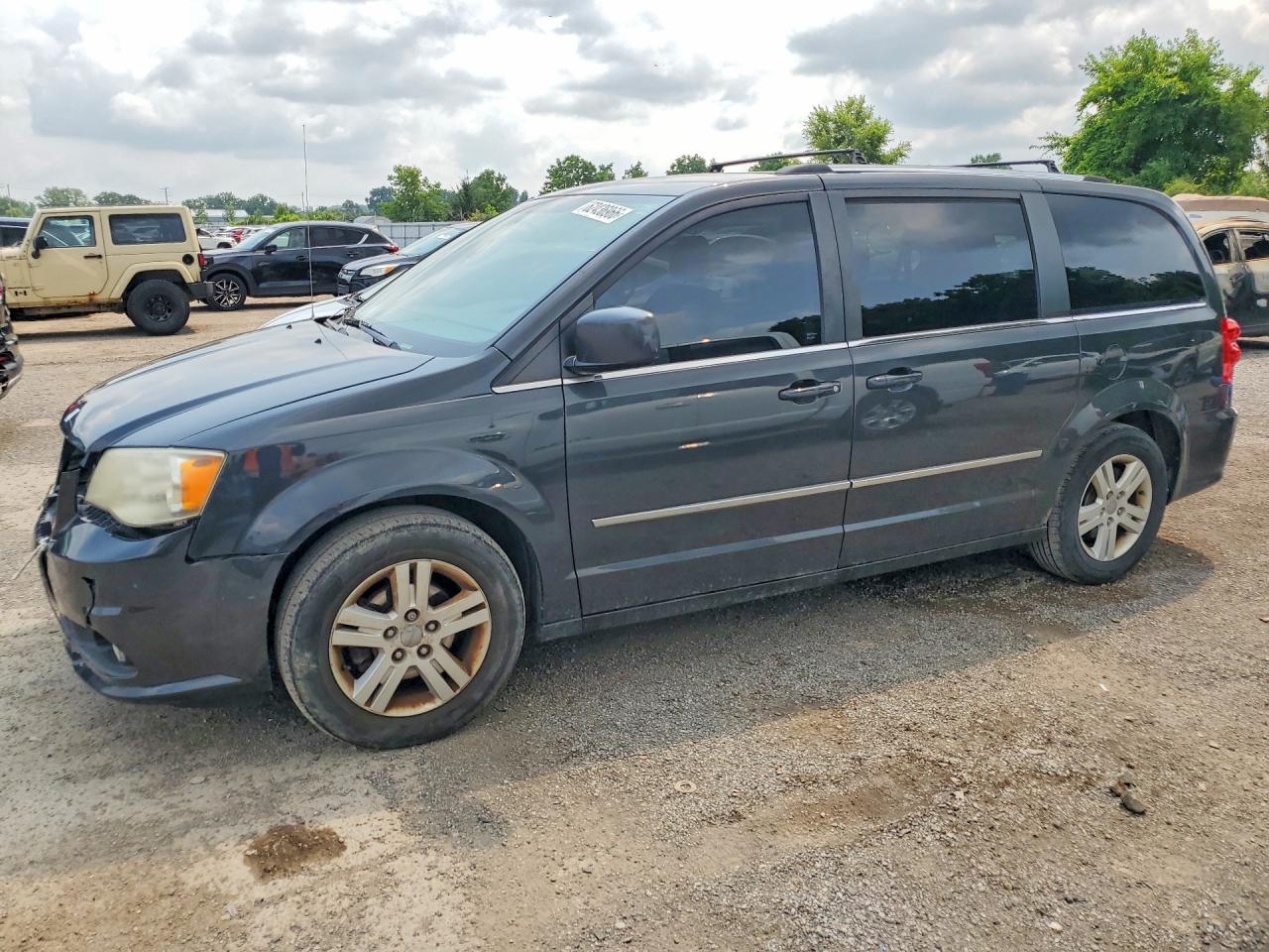 2D4RN5DG3BR753157 · 2011 DODGE GRAND CARAVAN