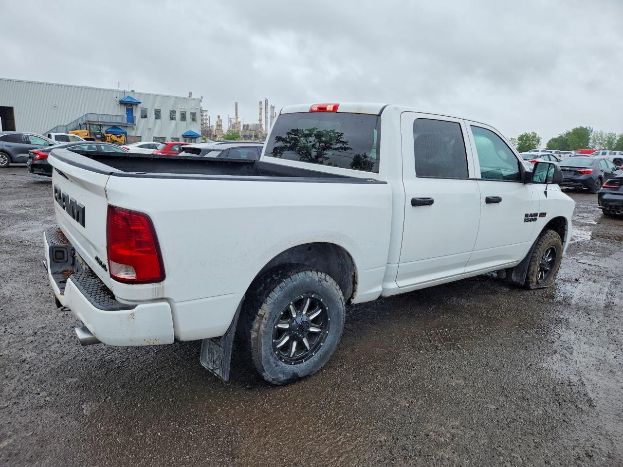 3C6RR7KT2KG679725 · 2019 RAM 1500 CLASSIC · 3/11