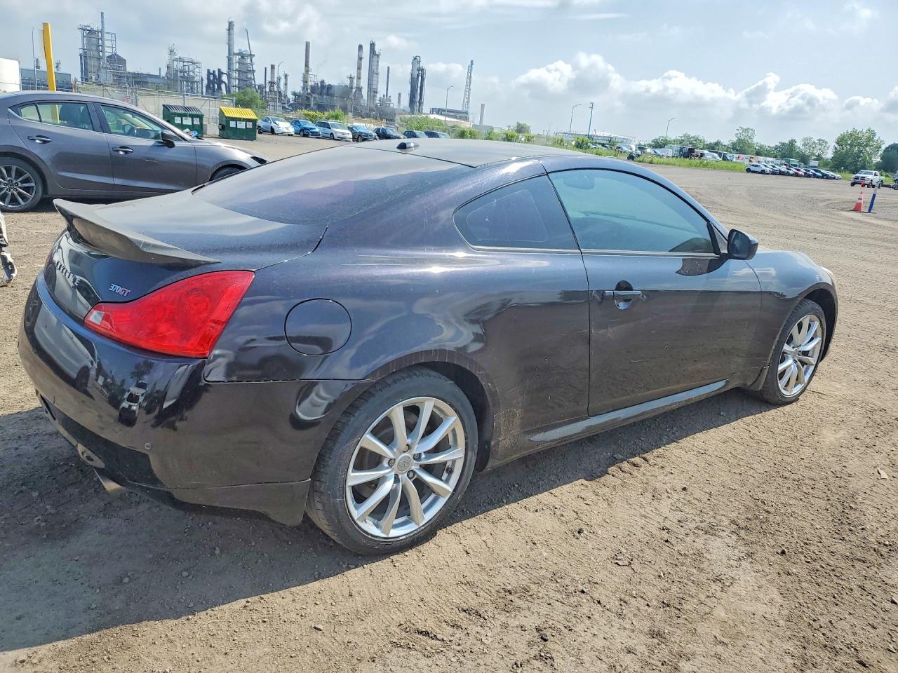 JN1CV6EL6BM261328 · 2011 INFINITI G37 · 3/12