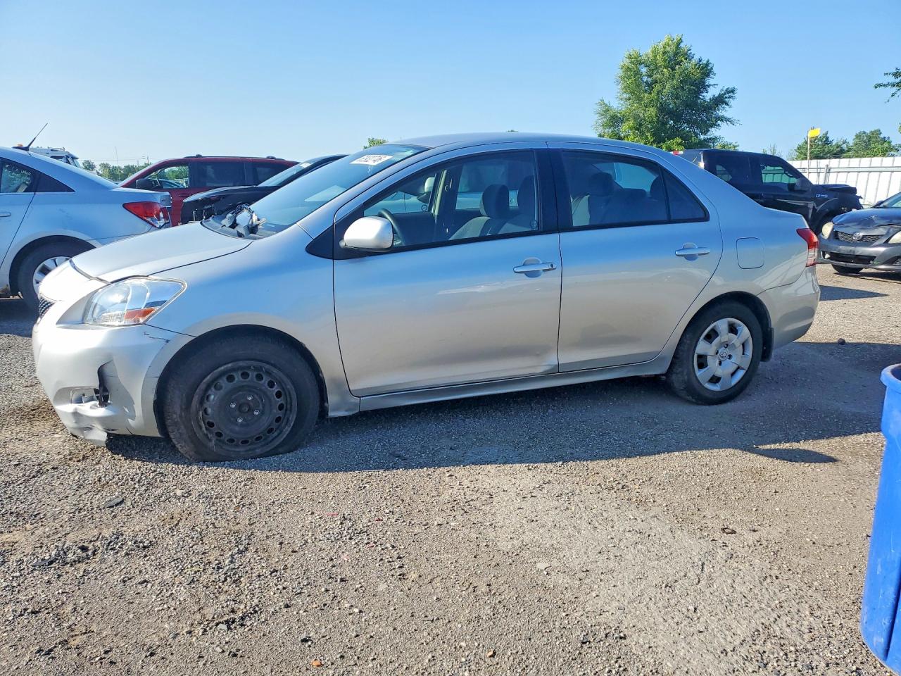 2012 TOYOTA YARIS