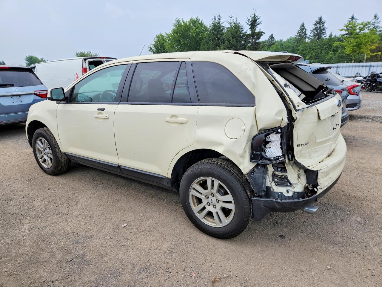 2FMDK38C78BB37440 · 2008 FORD EDGE · 2/13