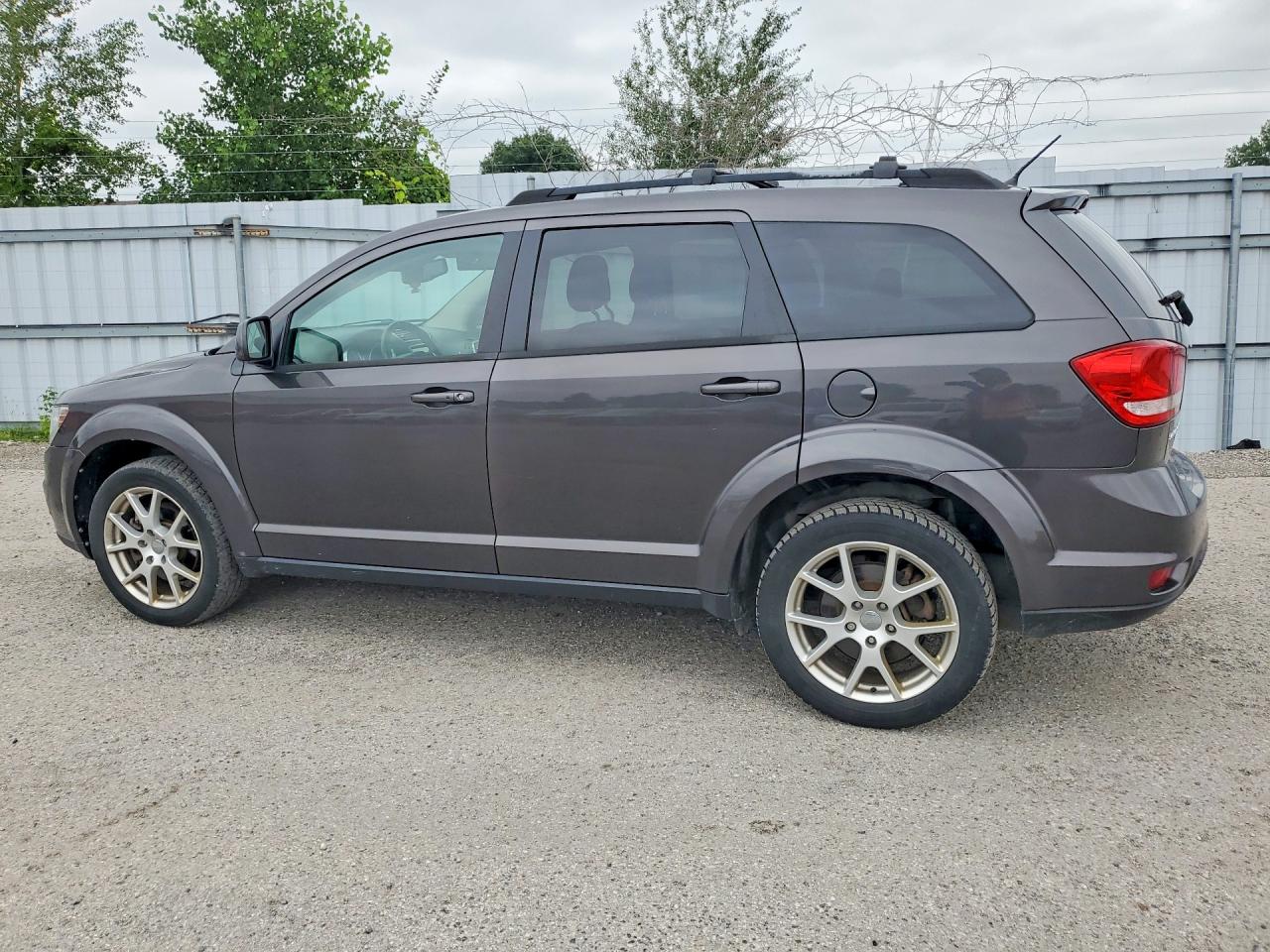 3C4PDCCG7HT586711 · 2017 DODGE JOURNEY · 2/13