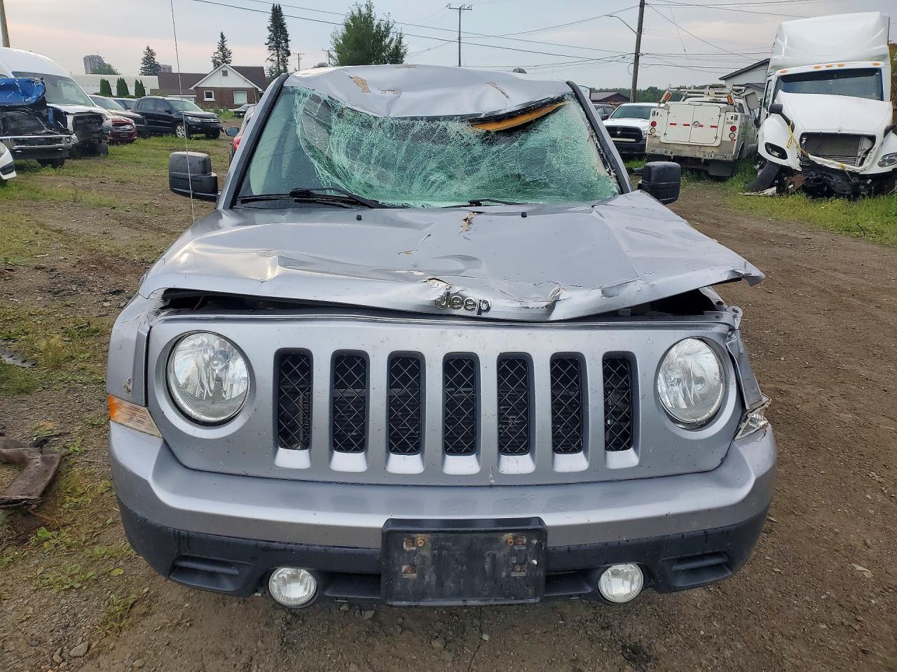 1C4NJRAB7HD180265 · 2017 JEEP PATRIOT · 5/13