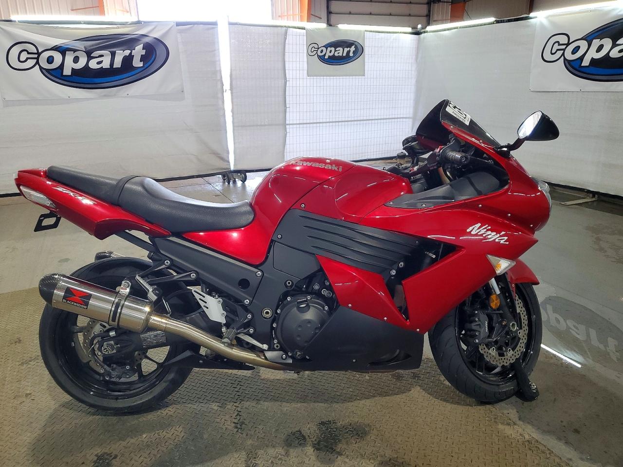 JKBZXNC13AA021043 · 2010 KAWASAKI ZX1400