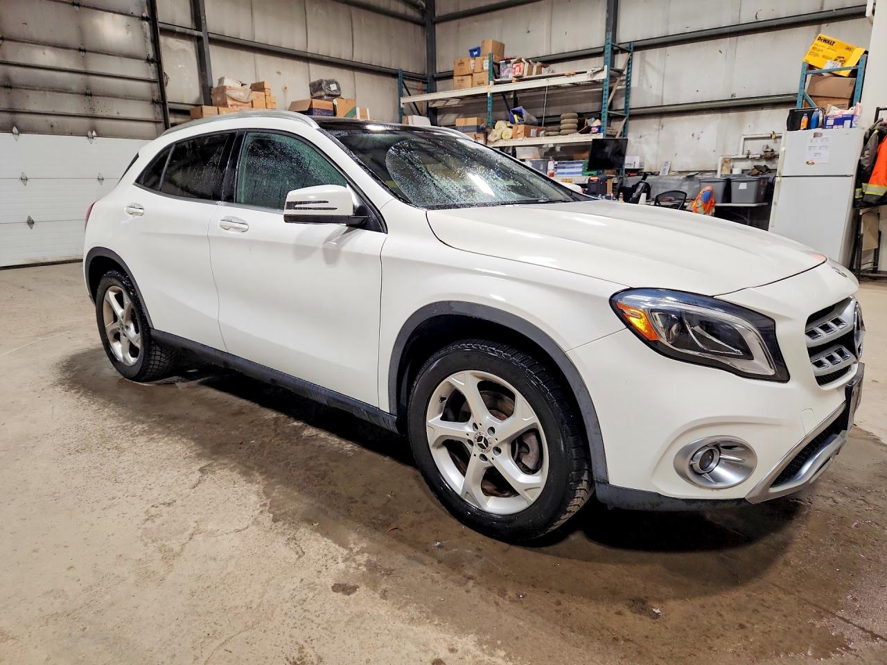 WDCTG4GBXLJ656819 · 2020 MERCEDES-BENZ GLA · 4/13