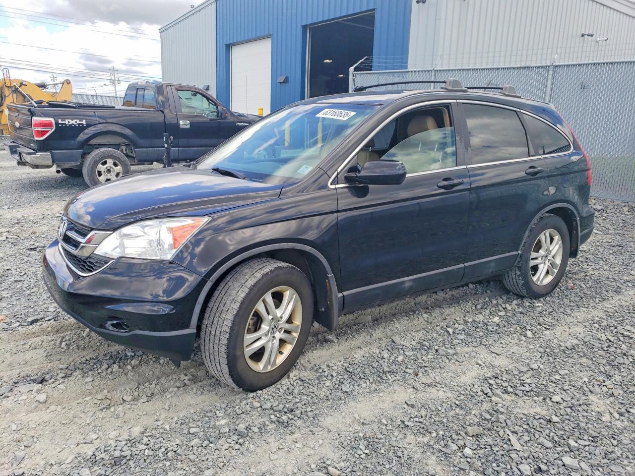 5J6RE4H74AL809657 · 2010 HONDA CR-V