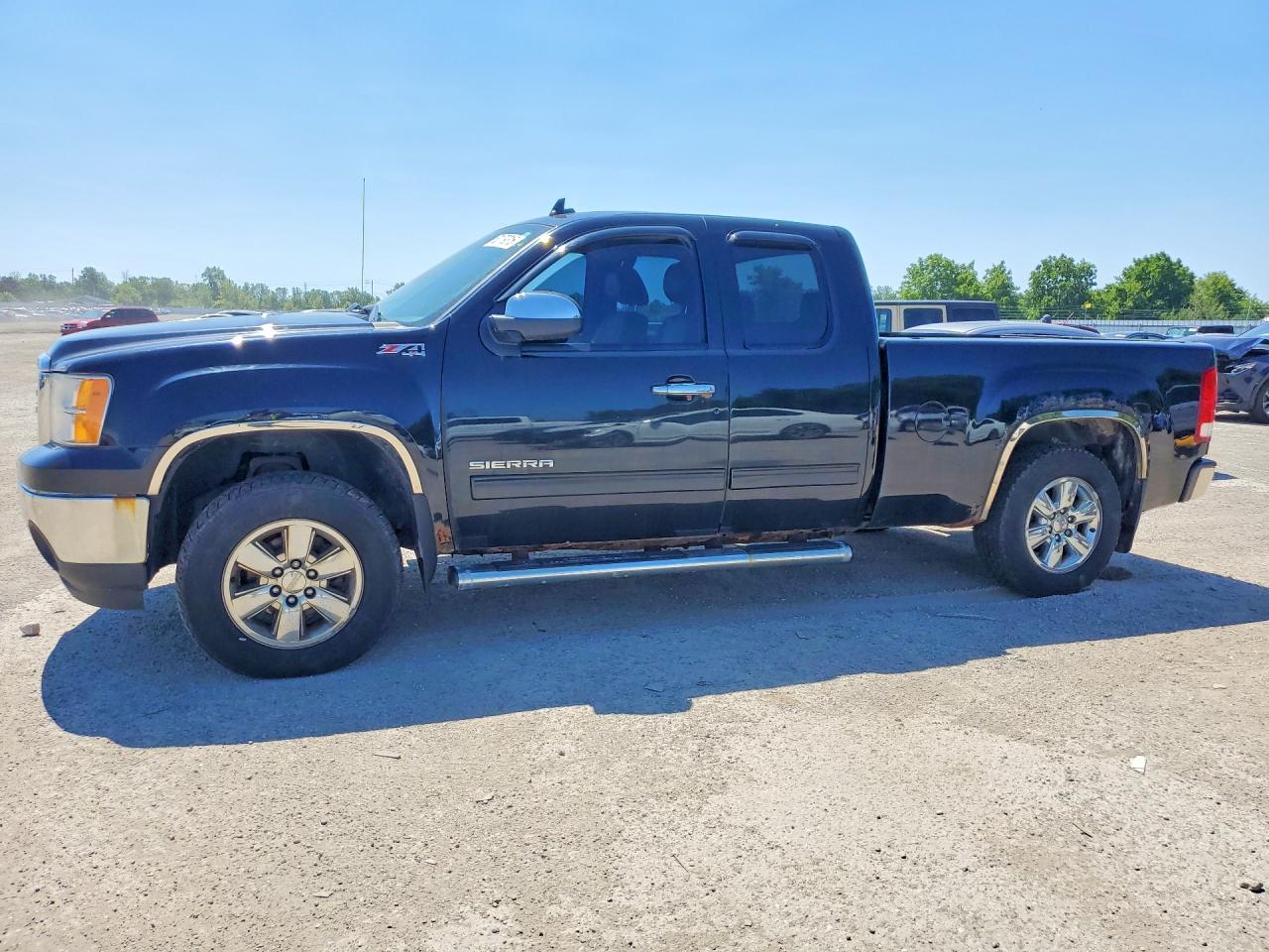 1GTR2WE76DZ292135 · 2013 GMC SIERRA
