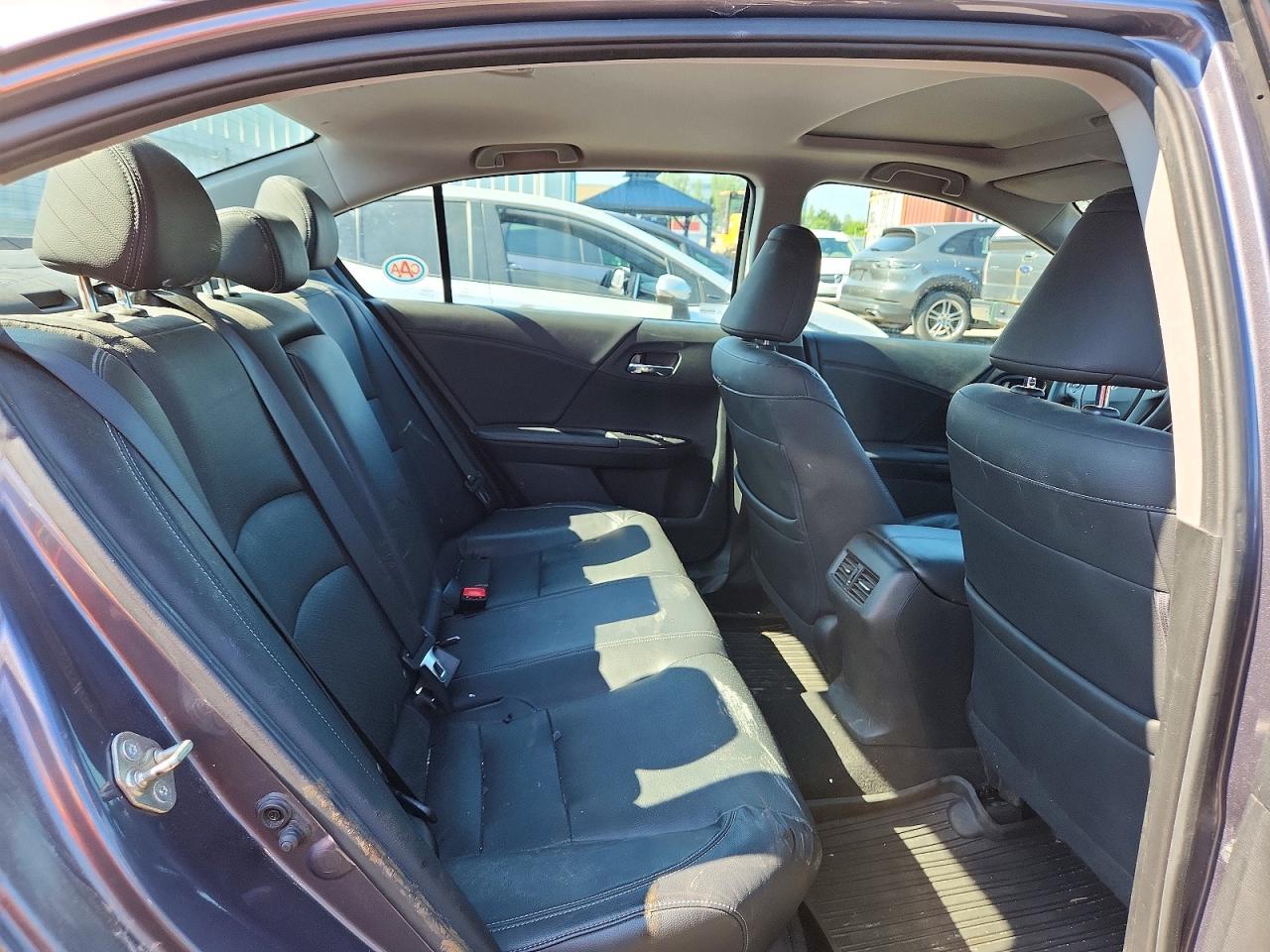 1HGCR2F96FA808278 · 2015 HONDA ACCORD · 10/12