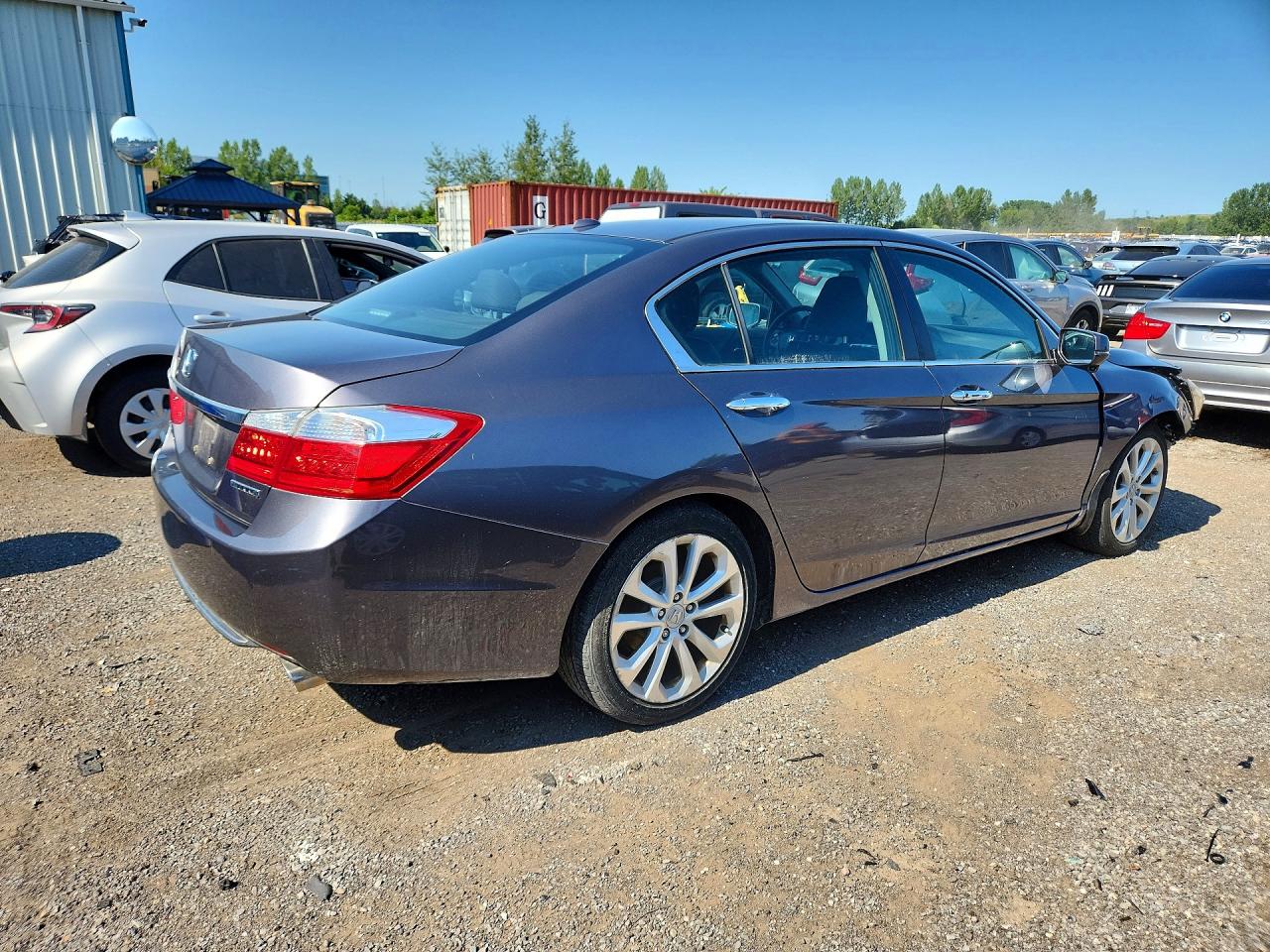 1HGCR2F96FA808278 · 2015 HONDA ACCORD · 3/12