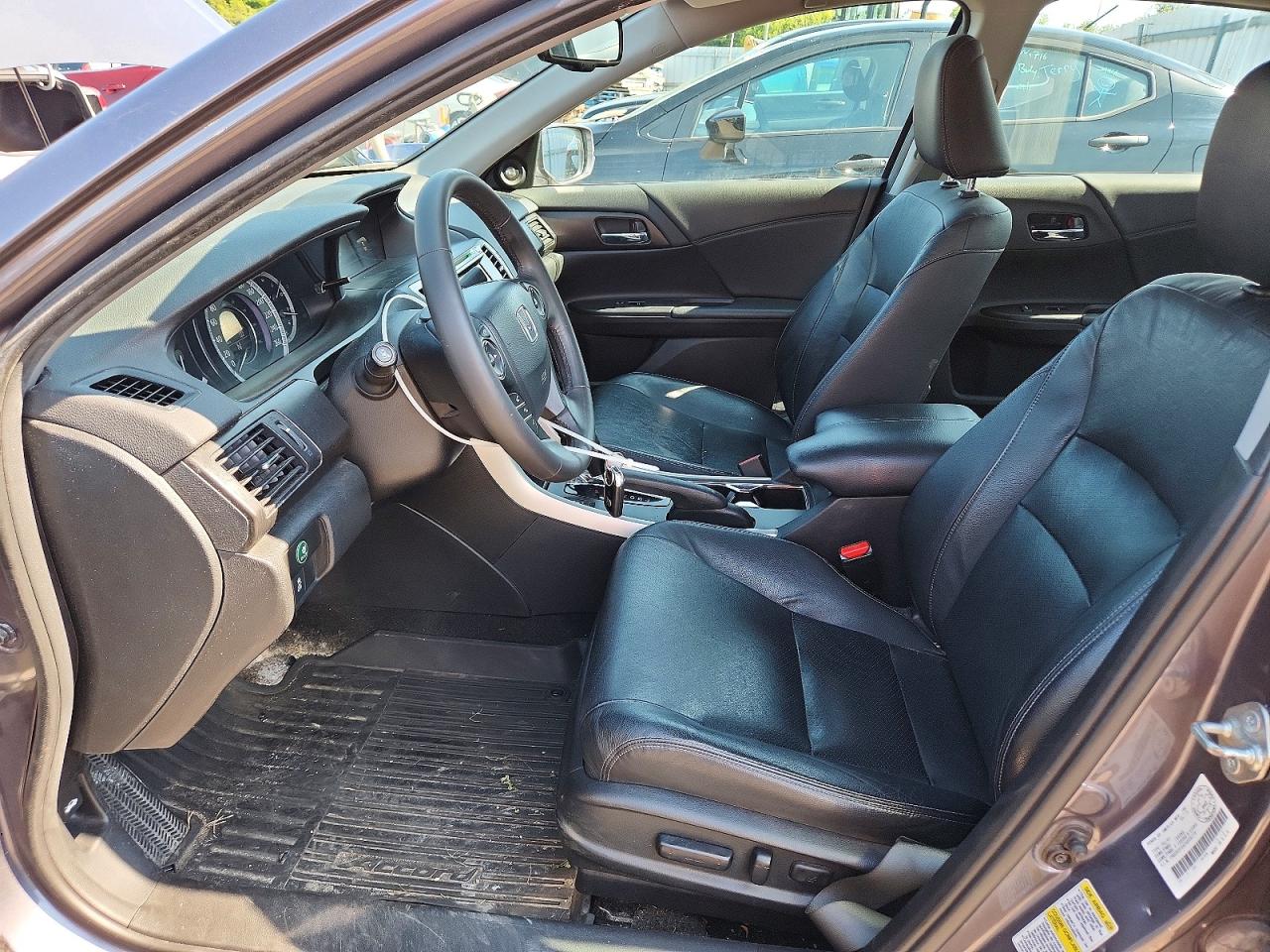 1HGCR2F96FA808278 · 2015 HONDA ACCORD · 7/12