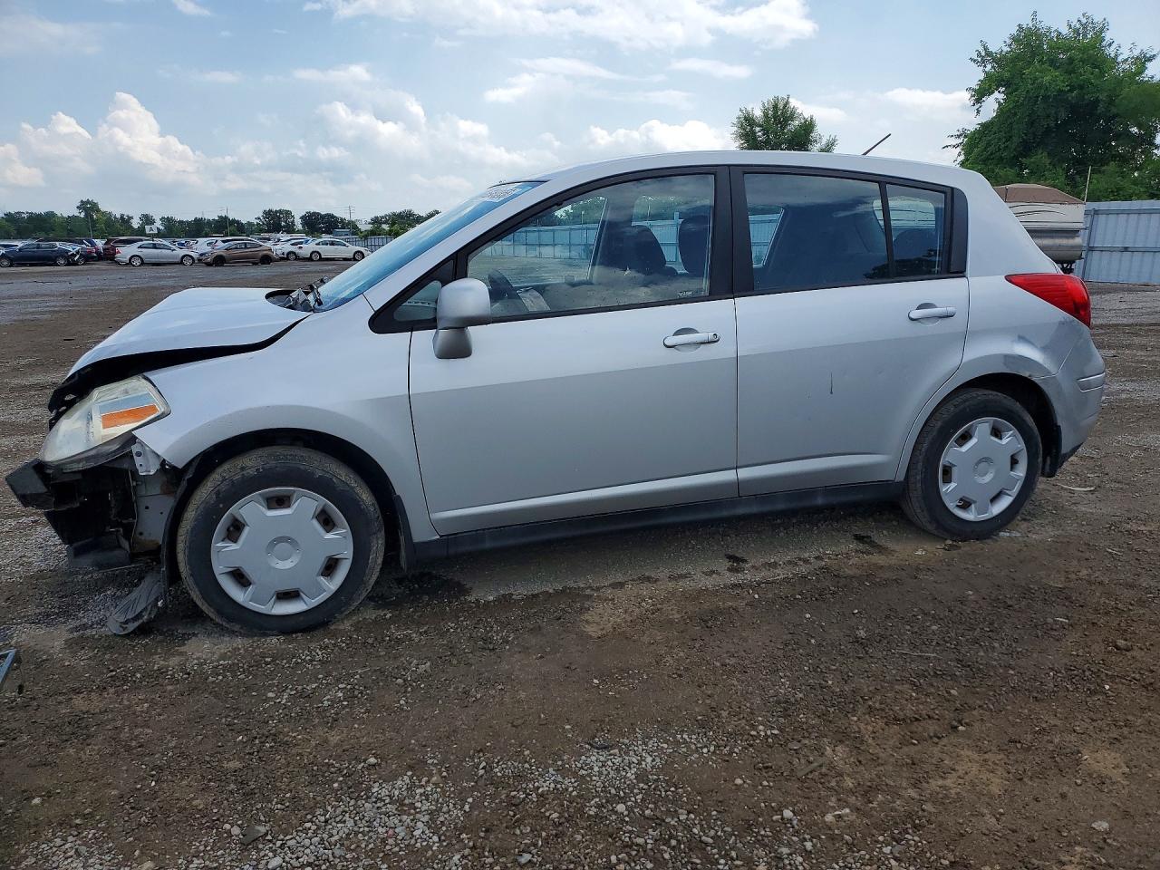 3N1BC13E27L427743 · 2007 NISSAN VERSA