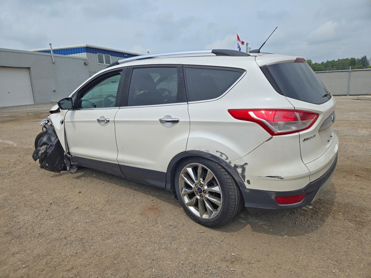1FMCU0GX5FUA47400 · 2015 FORD ESCAPE · 2/13