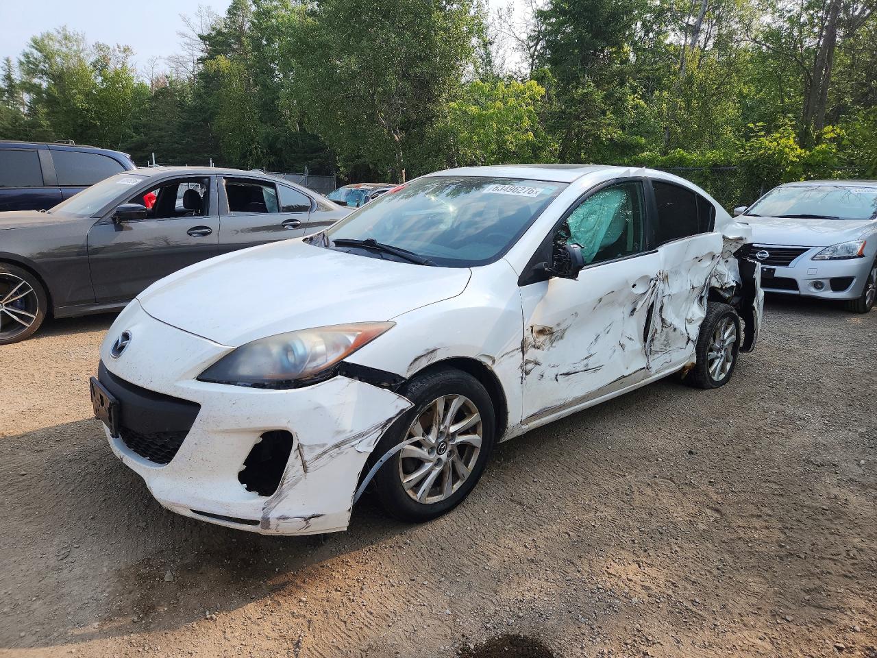 JM1BL1V70D1808943 · 2013 MAZDA 3