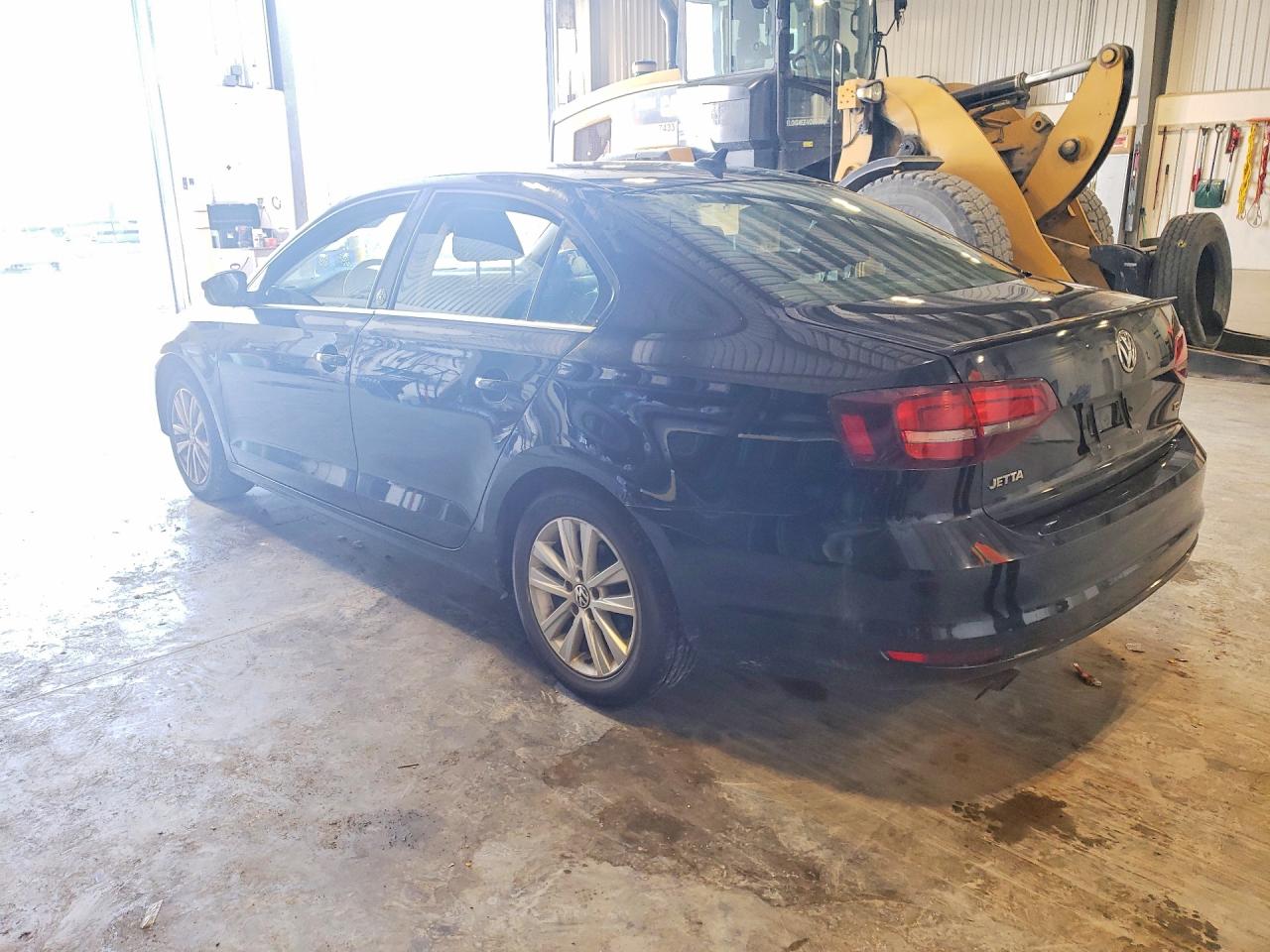 3VWDB7AJ7HM306775 · 2017 VOLKSWAGEN JETTA · 2/12